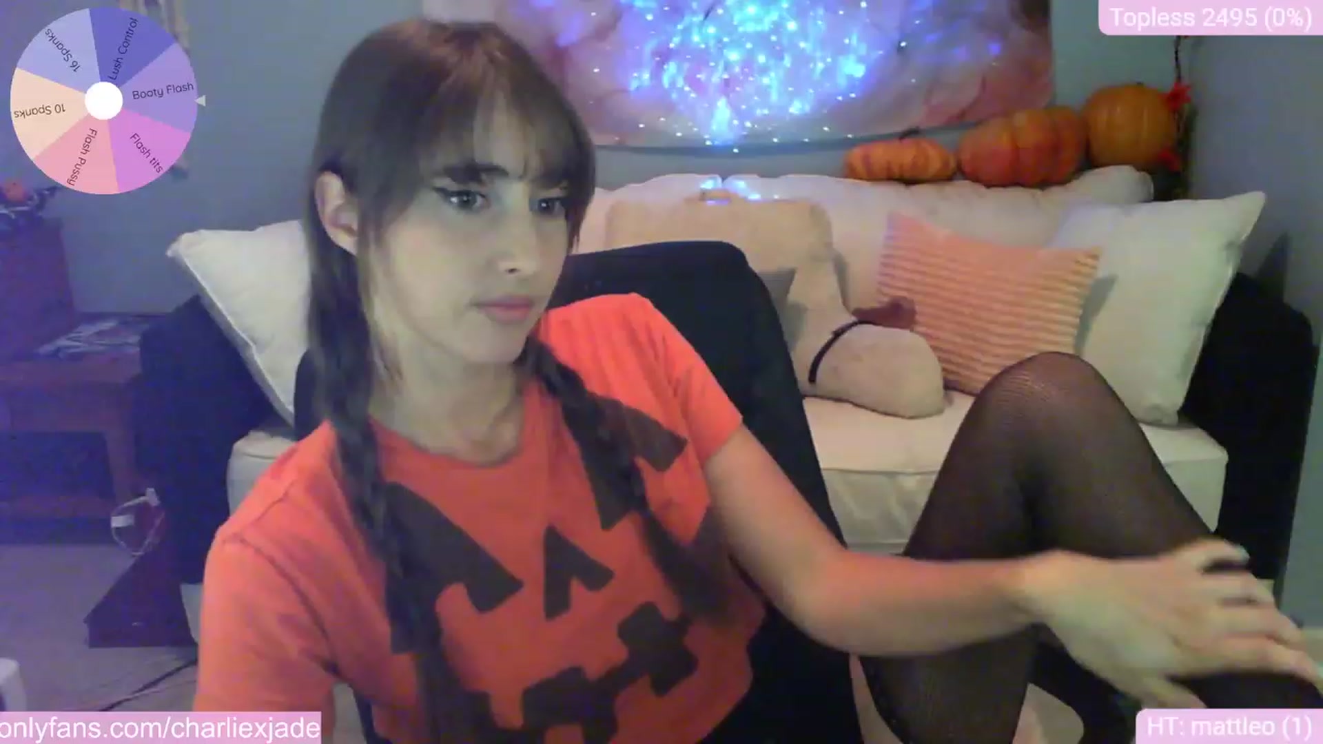 Gallery image thumbnail from Charliexjade's myfreecams stream on, 10/05/2023, 19:17 image 6 of 20