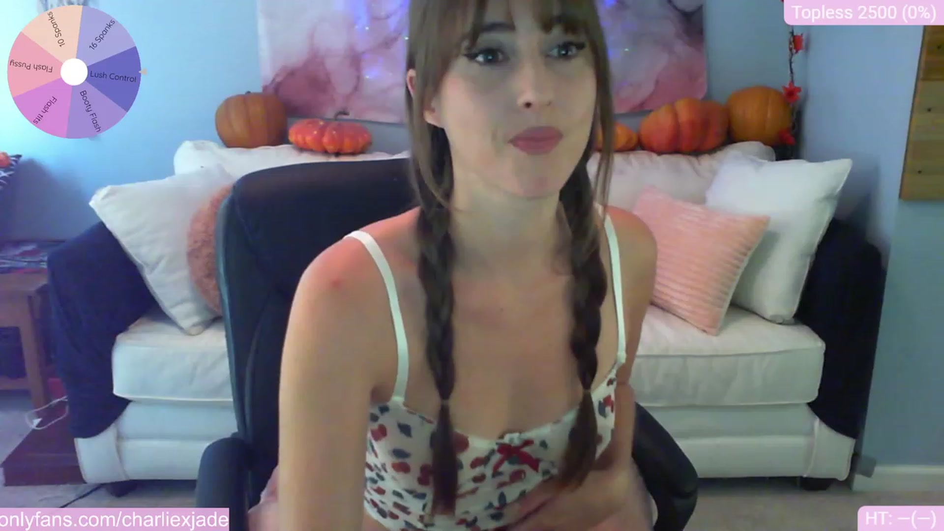 Gallery image thumbnail from Charliexjade's myfreecams stream on, 10/11/2023, 18:51 image 8 of 20