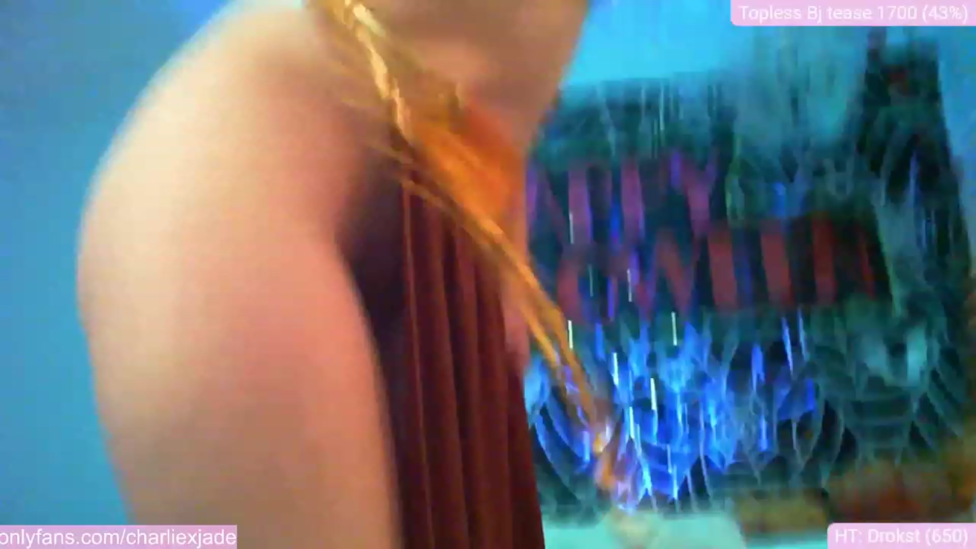 Gallery image thumbnail from Charliexjade's myfreecams stream on, 10/22/2023, 04:10 image 1 of 20