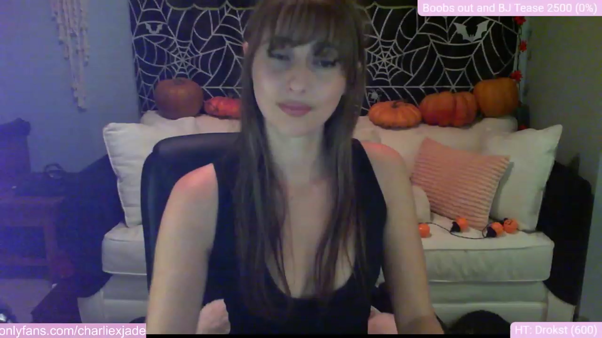 Gallery image thumbnail from Charliexjade's myfreecams stream on, 10/29/2023, 11:44 image 10 of 20