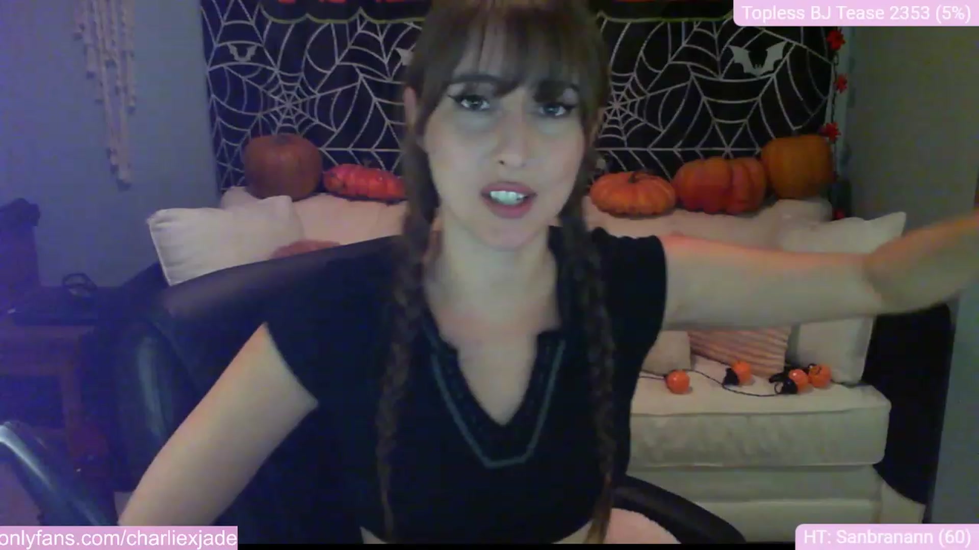Gallery image thumbnail from Charliexjade's myfreecams stream on, 10/30/2023, 01:37 image 3 of 20