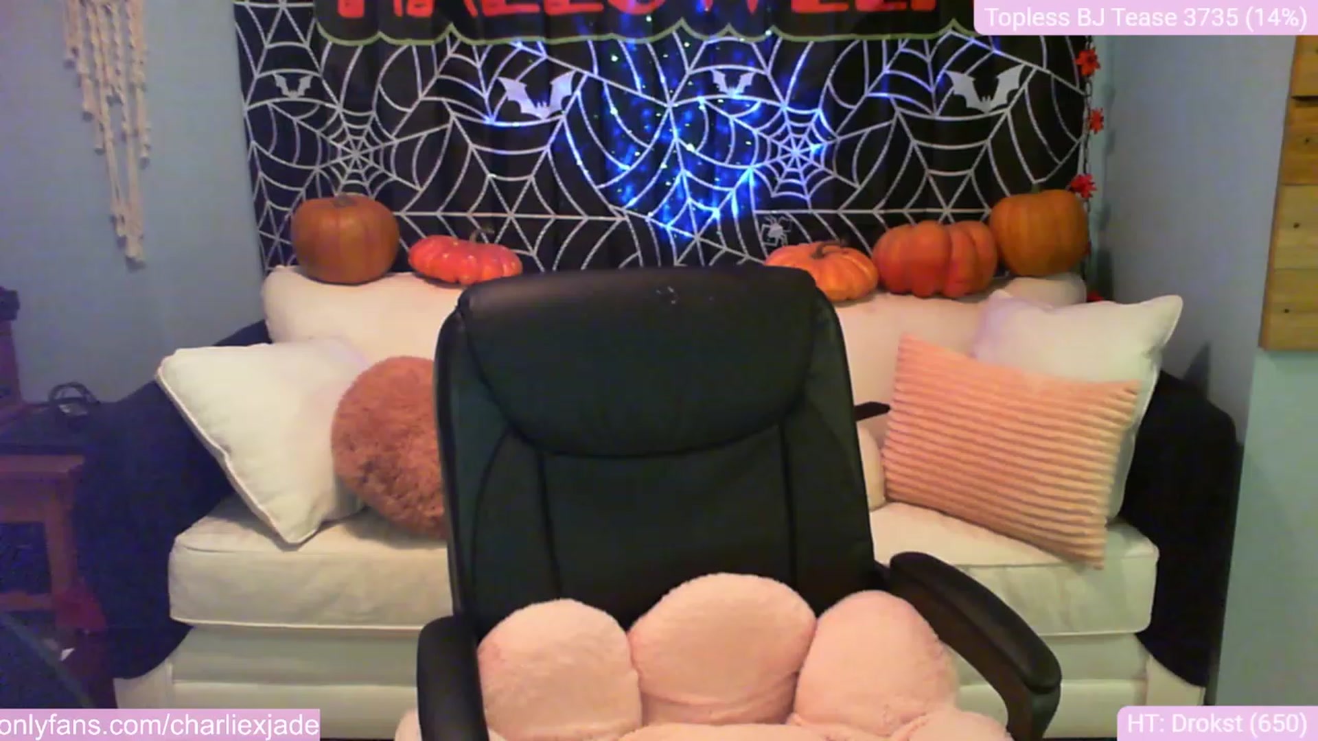 Gallery image thumbnail from Charliexjade's myfreecams stream on, 11/04/2023, 07:02 image 3 of 20
