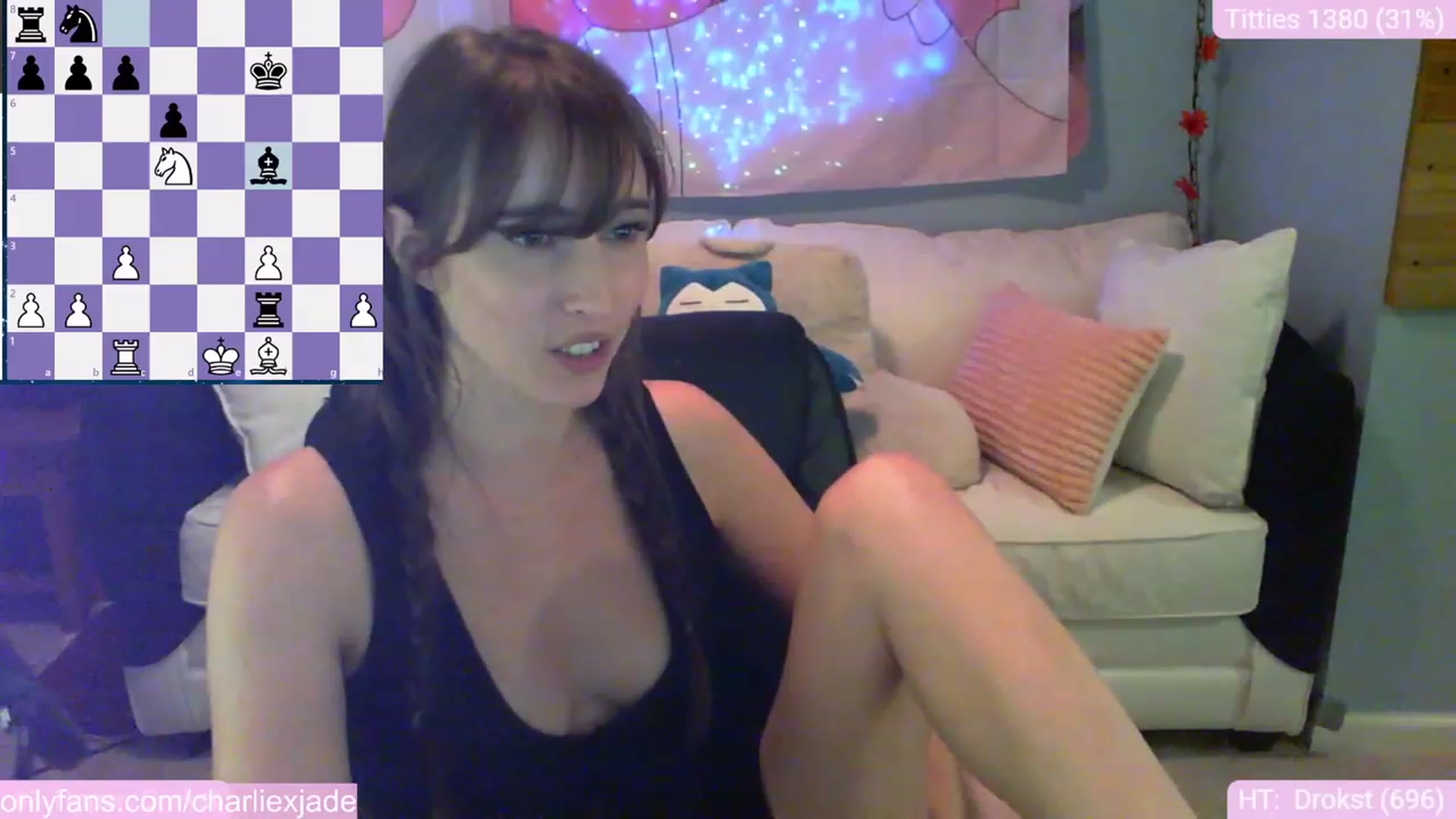 Gallery image thumbnail from Charliexjade's myfreecams stream on, 11/18/2023, 04:40 image 13 of 20