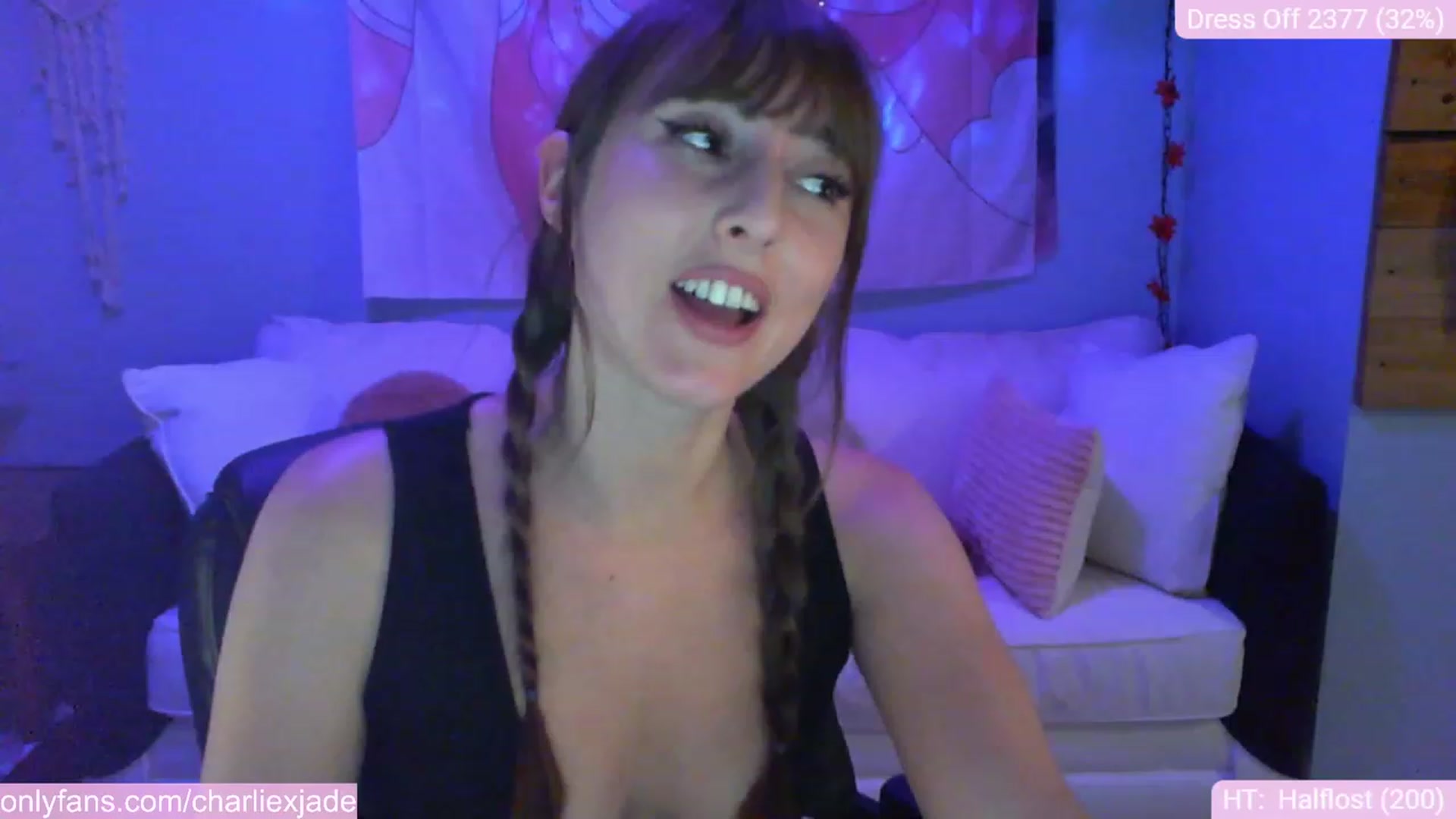 Gallery image thumbnail from Charliexjade's myfreecams stream on, 12/01/2023, 06:06 image 7 of 20