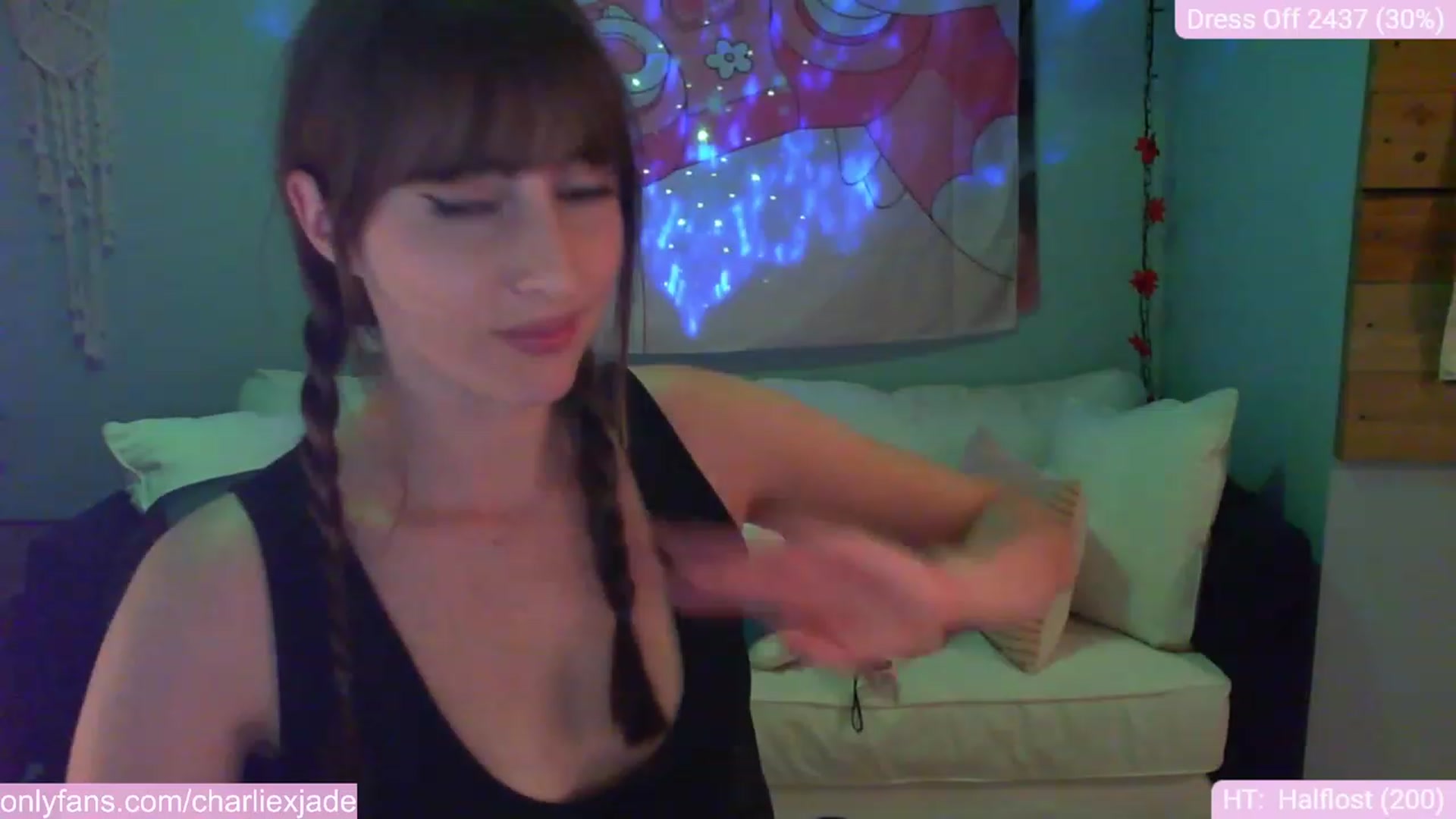 Gallery image thumbnail from Charliexjade's myfreecams stream on, 12/01/2023, 06:06 image 6 of 20