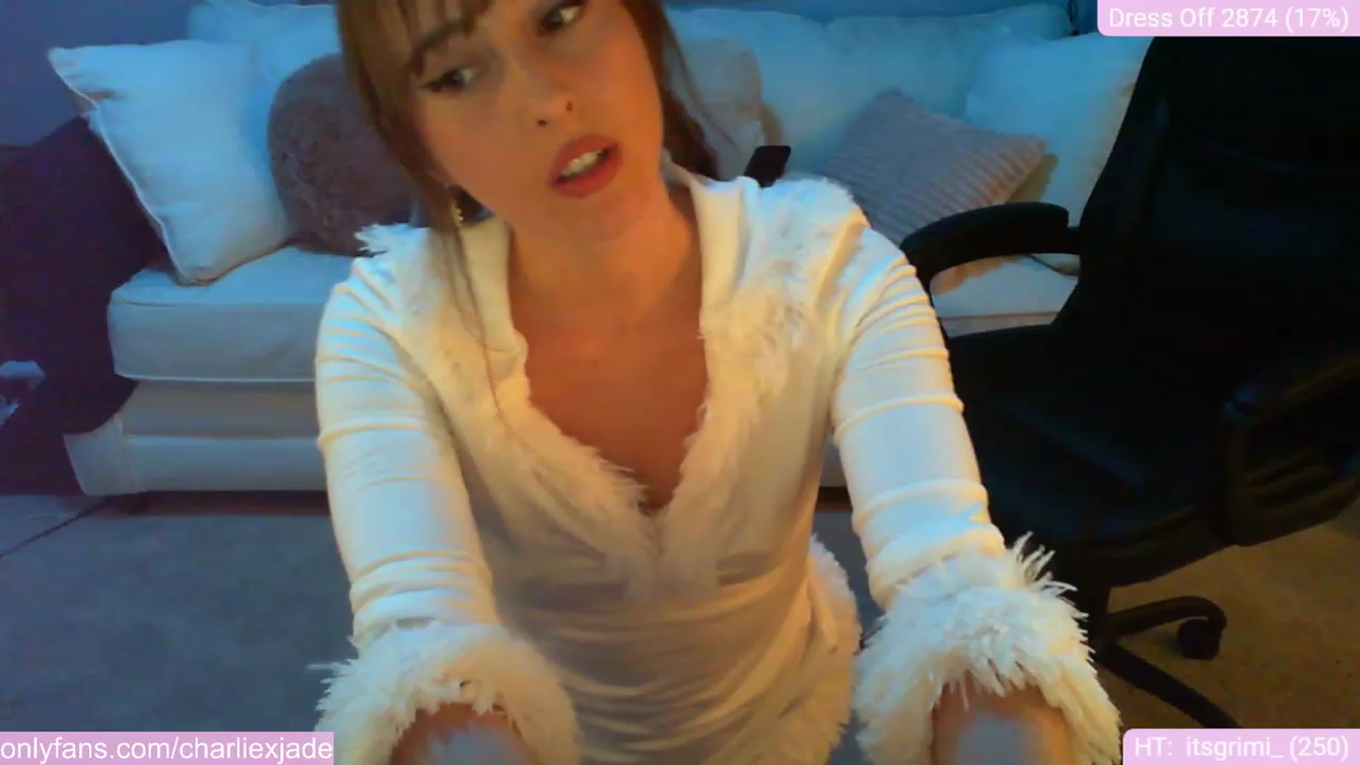 Gallery image thumbnail from Charliexjade's myfreecams stream on, 12/04/2023, 03:57 image 15 of 20