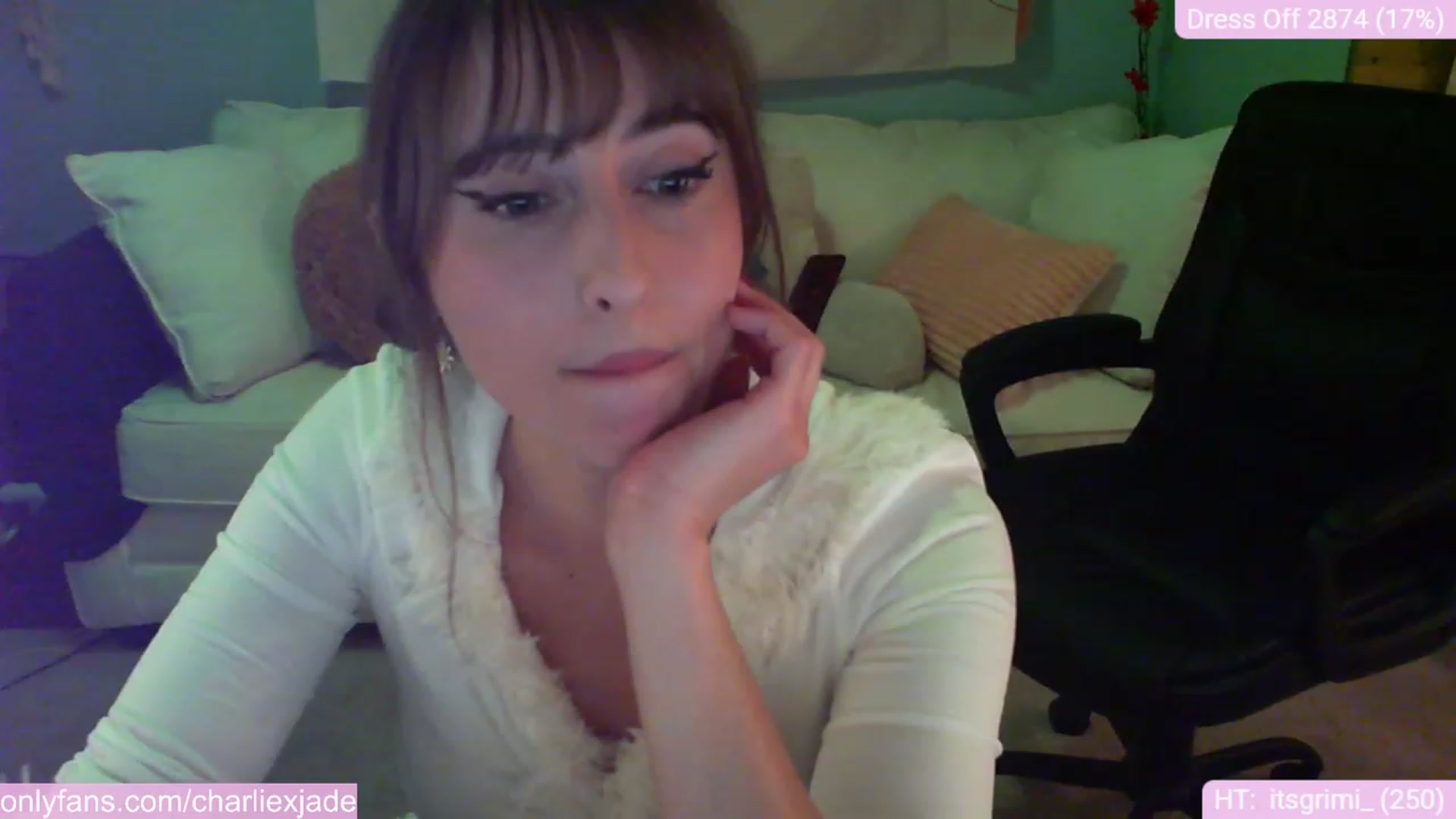 Gallery image thumbnail from Charliexjade's myfreecams stream on, 12/04/2023, 03:57 image 20 of 20