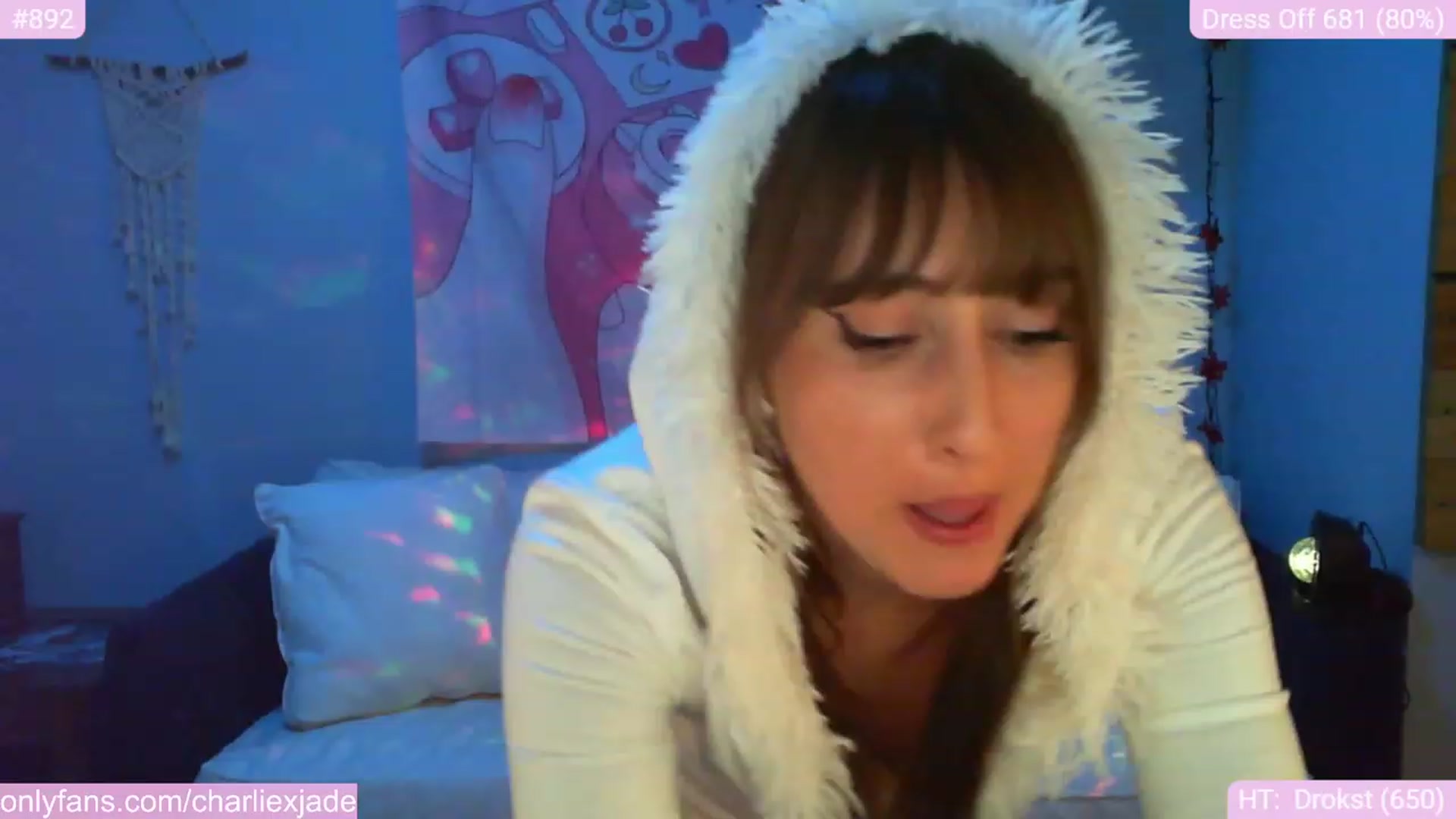 Gallery image thumbnail from Charliexjade's myfreecams stream on, 12/13/2023, 04:44 image 6 of 20