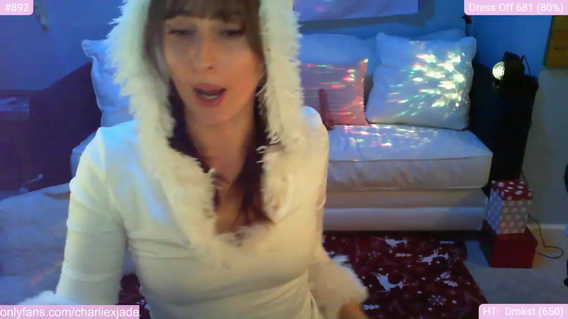 Gallery image thumbnail from Charliexjade's myfreecams stream on, 12/13/2023, 04:44 image 17 of 20