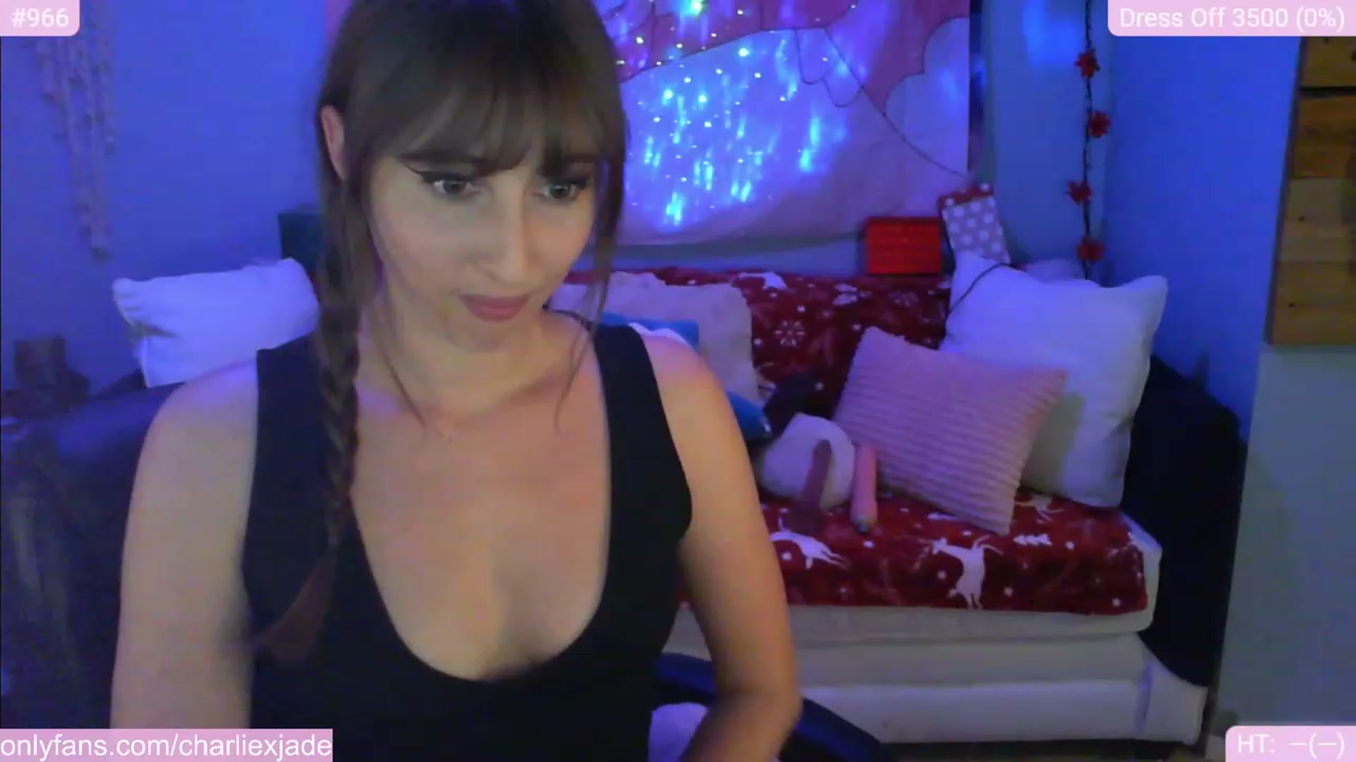 Gallery image thumbnail from Charliexjade's myfreecams stream on, 12/18/2023, 02:41 image 3 of 20