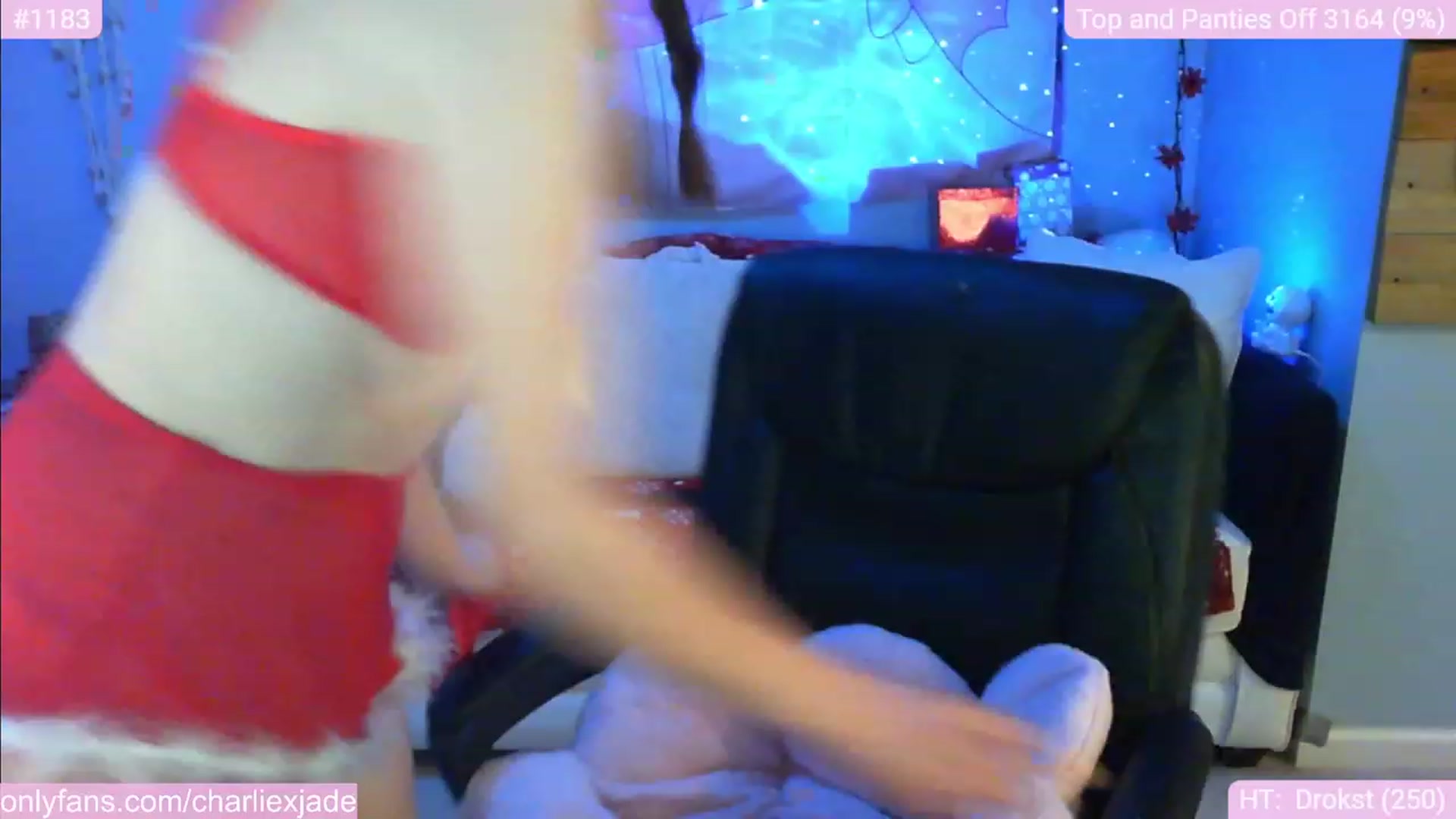 Gallery image thumbnail from Charliexjade's myfreecams stream on, 12/26/2023, 03:27 image 19 of 20