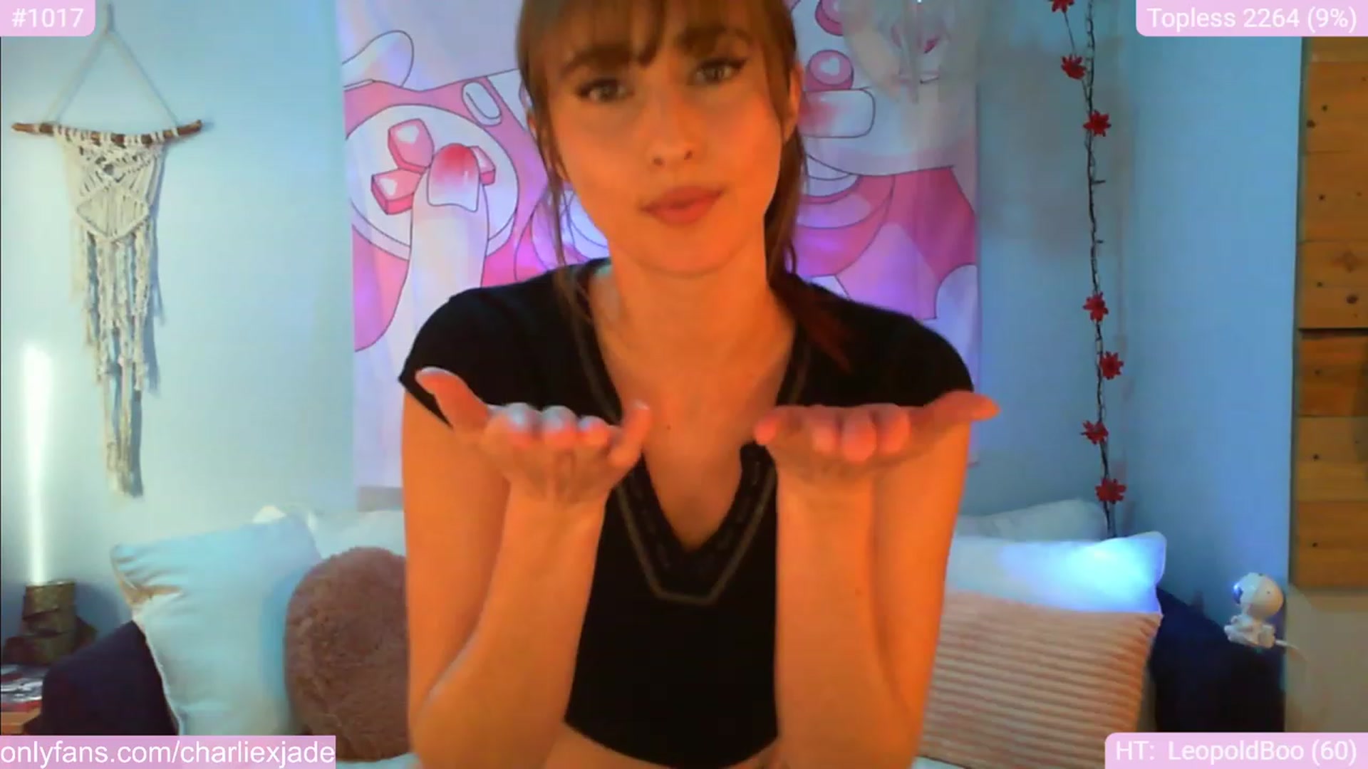 Gallery image thumbnail from Charliexjade's myfreecams stream on, 01/08/2024, 18:03 image 15 of 20