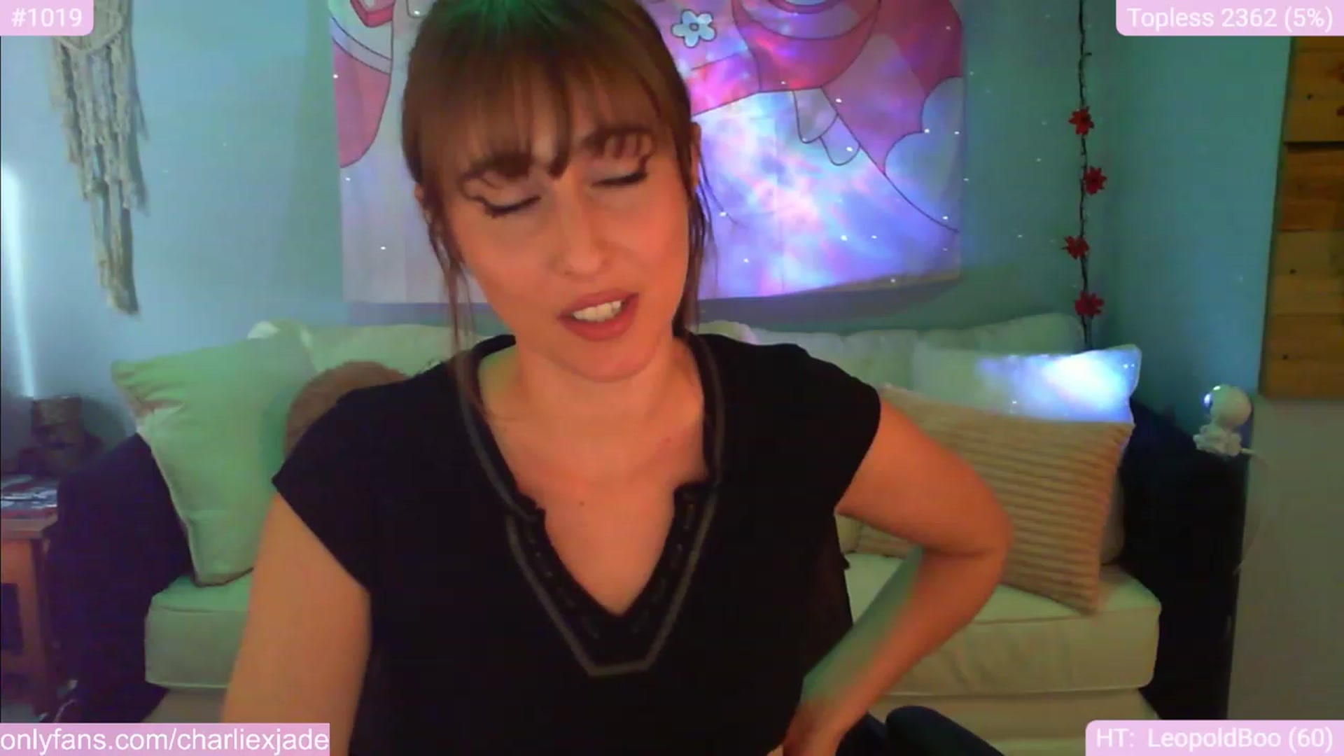Gallery image thumbnail from Charliexjade's myfreecams stream on, 01/08/2024, 18:03 image 12 of 20
