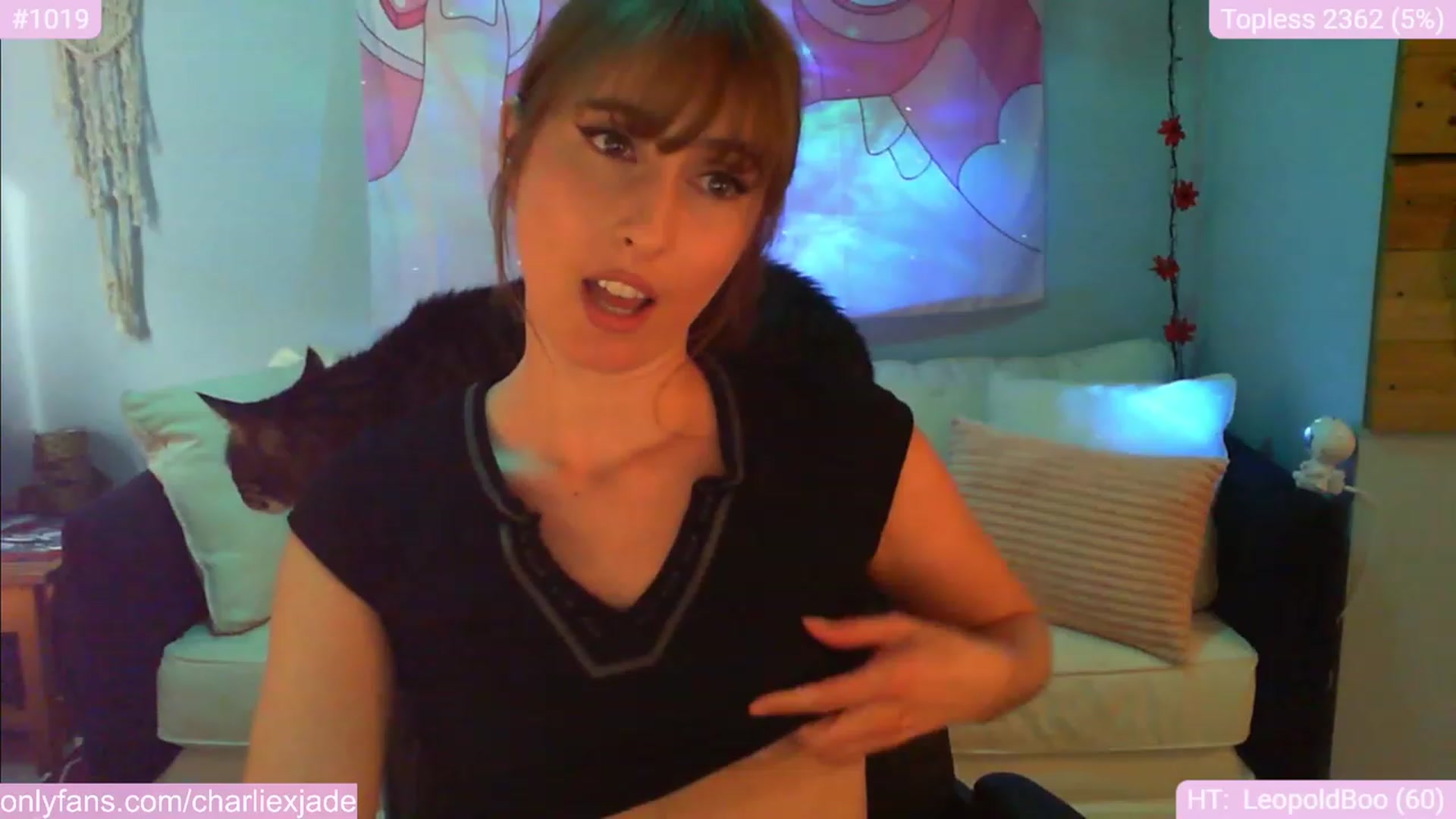 Gallery image thumbnail from Charliexjade's myfreecams stream on, 01/08/2024, 18:03 image 13 of 20