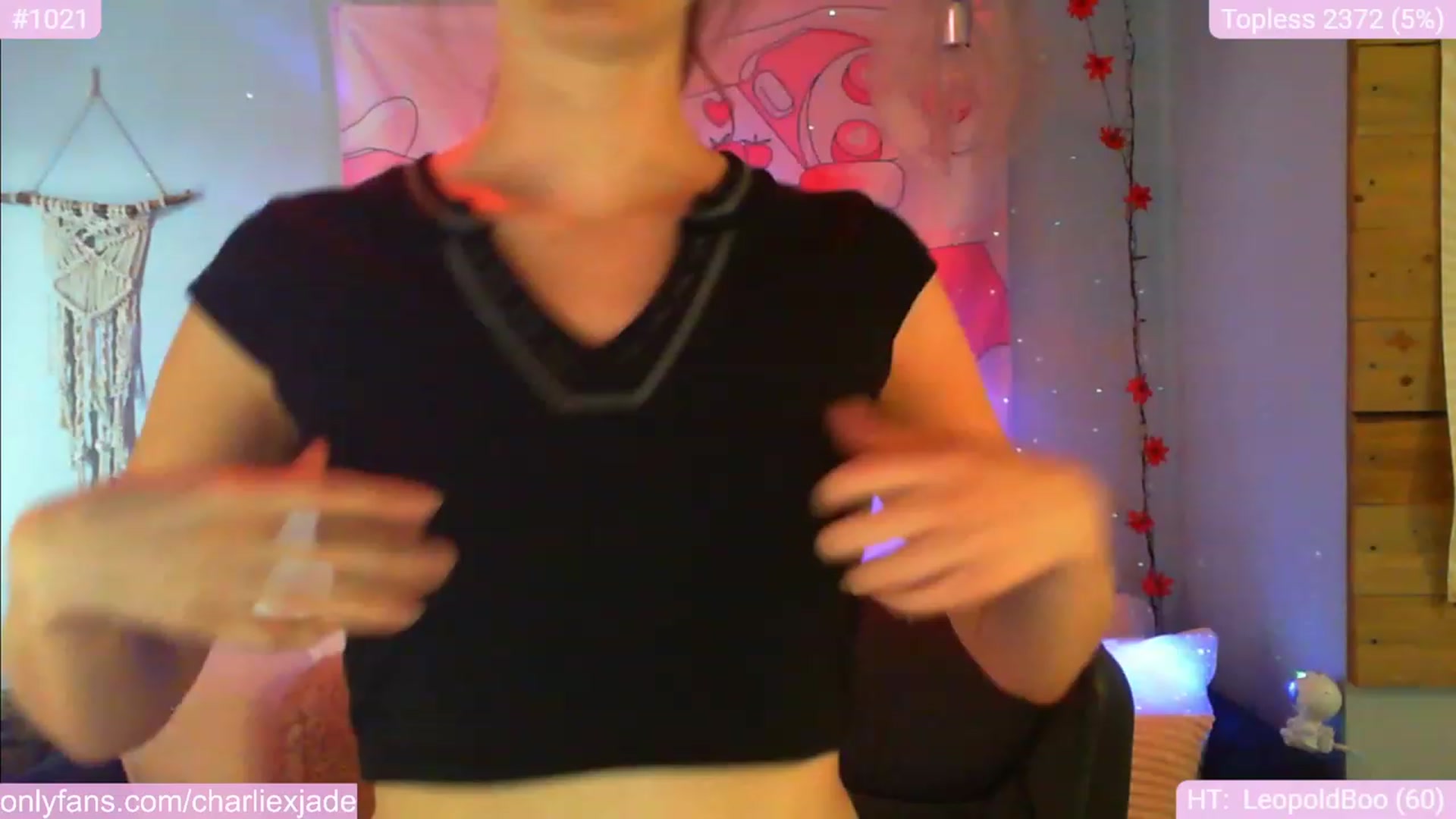 Gallery image thumbnail from Charliexjade's myfreecams stream on, 01/08/2024, 18:03 image 3 of 20
