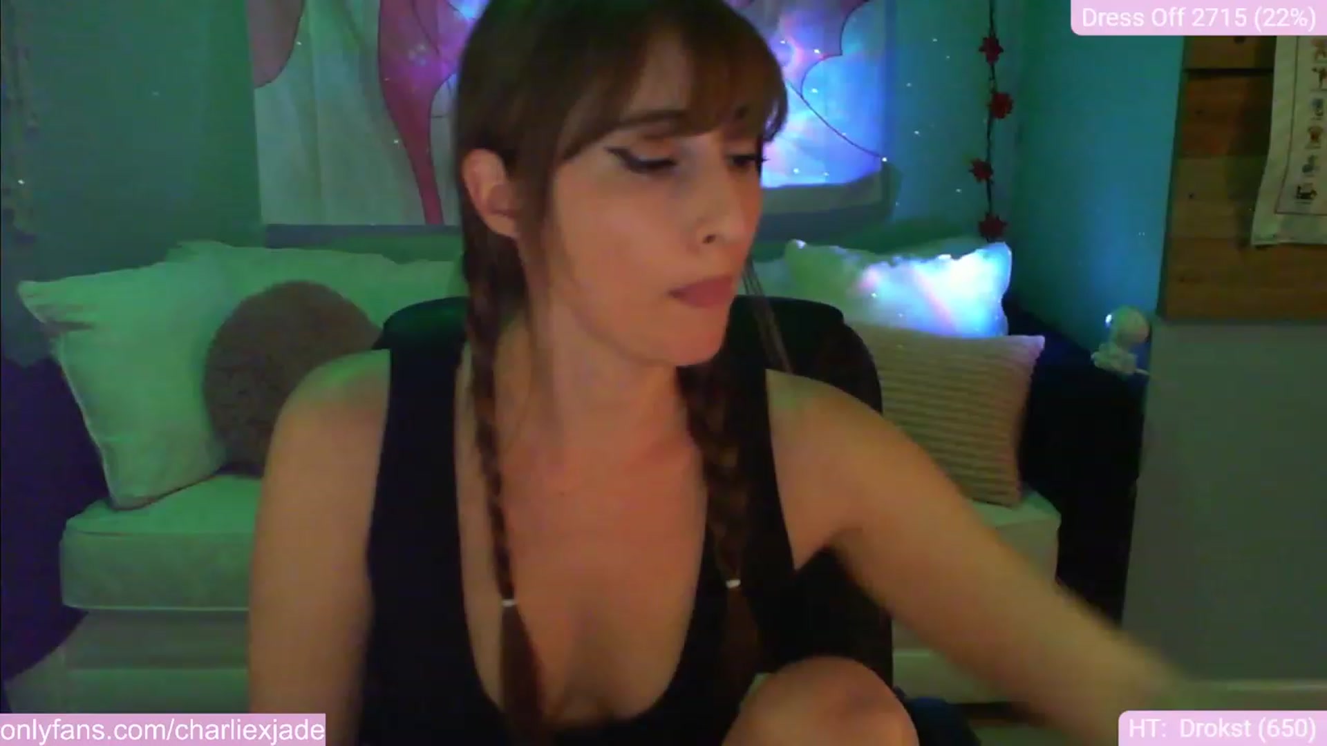 Gallery image thumbnail from Charliexjade's myfreecams stream on, 01/13/2024, 03:08 image 13 of 20