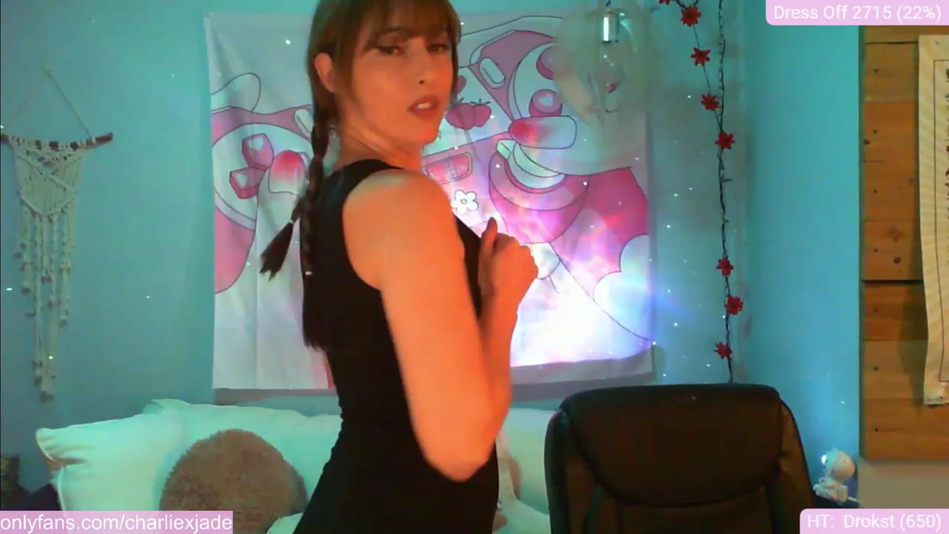 Gallery image thumbnail from Charliexjade's myfreecams stream on, 01/13/2024, 03:08 image 10 of 20