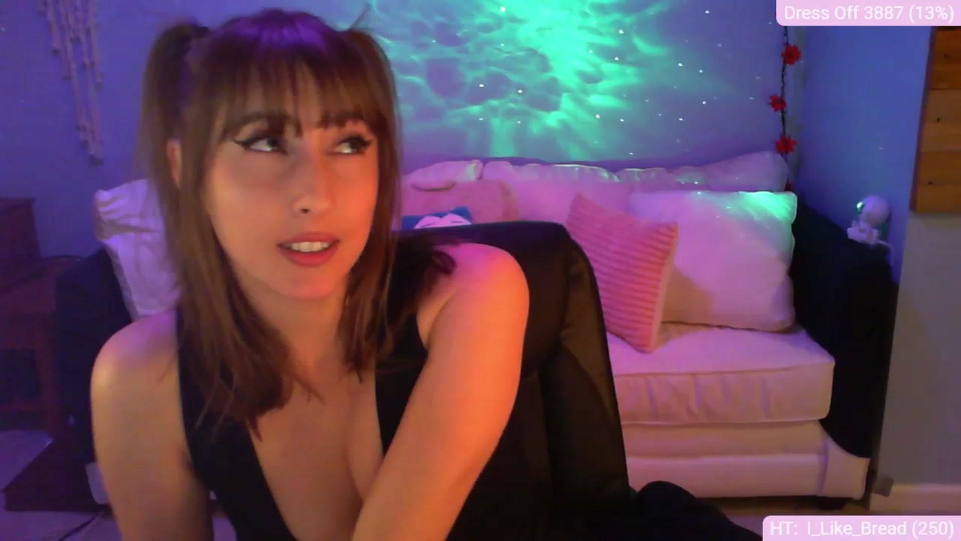 Gallery image thumbnail from Charliexjade's myfreecams stream on, 02/17/2024, 04:54 image 12 of 20