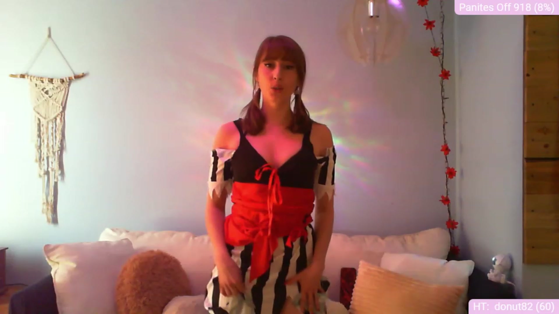 Gallery image thumbnail from Charliexjade's myfreecams stream on, 03/10/2024, 22:13 image 11 of 20