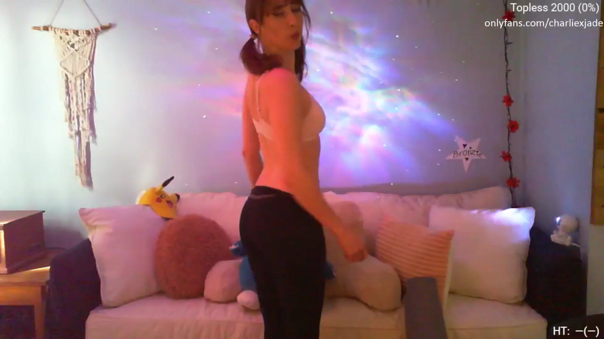 Gallery image thumbnail from Charliexjade's myfreecams stream on, 03/15/2024, 20:05 image 1 of 20