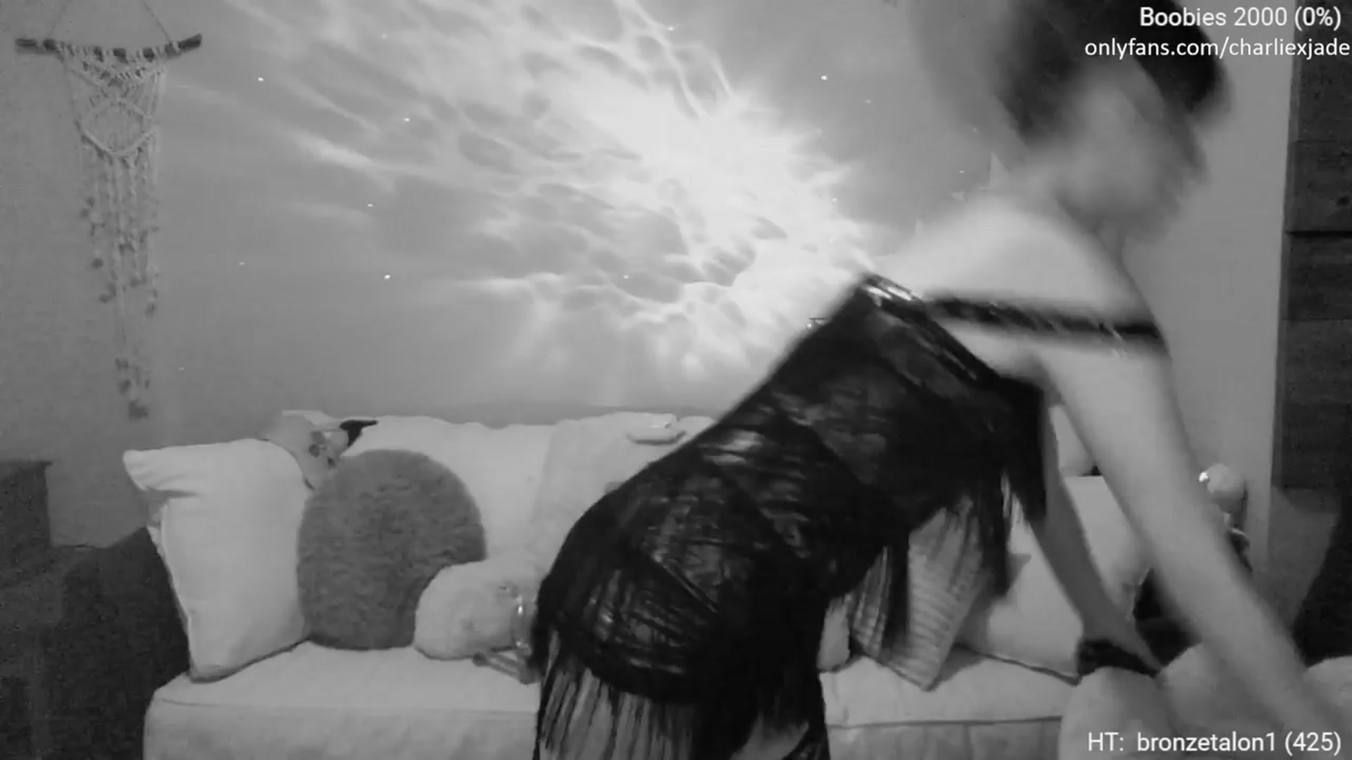 Gallery image thumbnail from Charliexjade's myfreecams stream on, 03/23/2024, 02:56 image 1 of 20