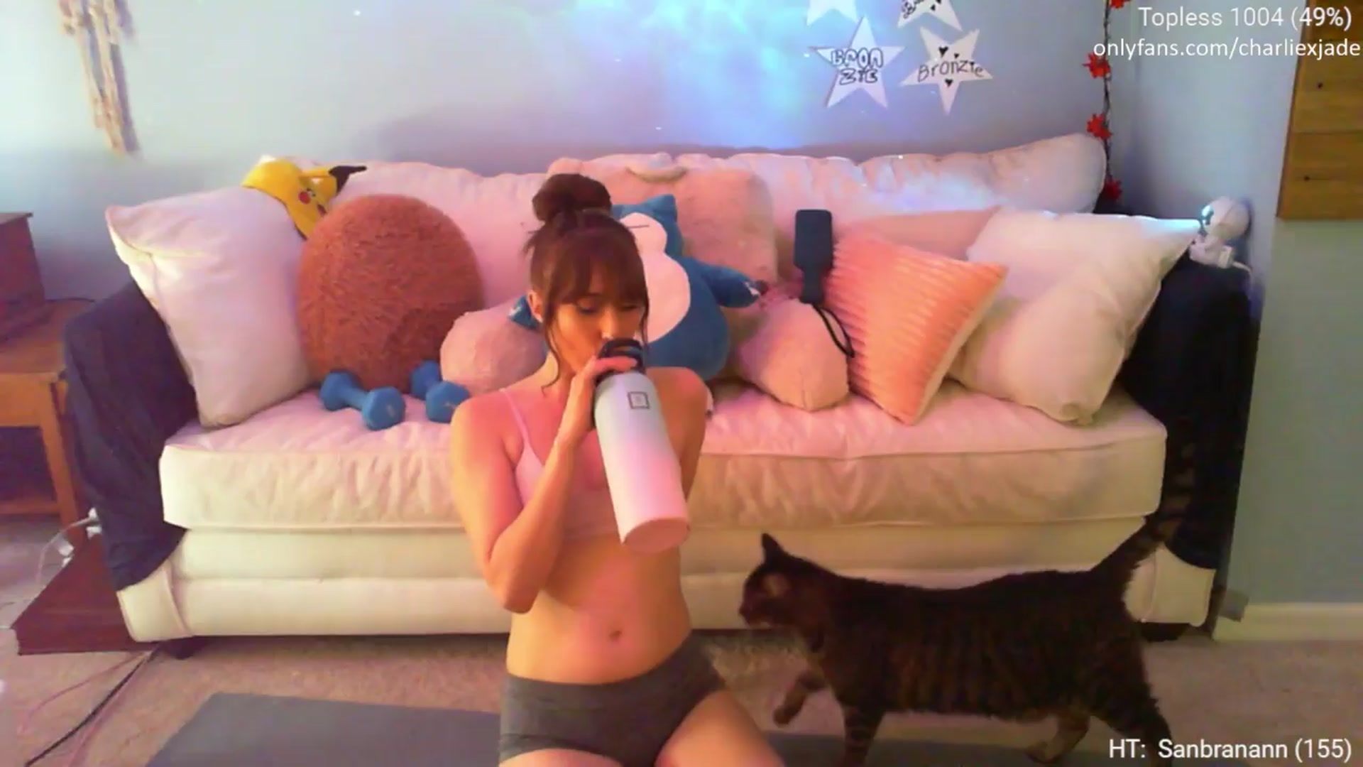 Gallery image thumbnail from Charliexjade's myfreecams stream on, 03/28/2024, 20:16 image 9 of 20