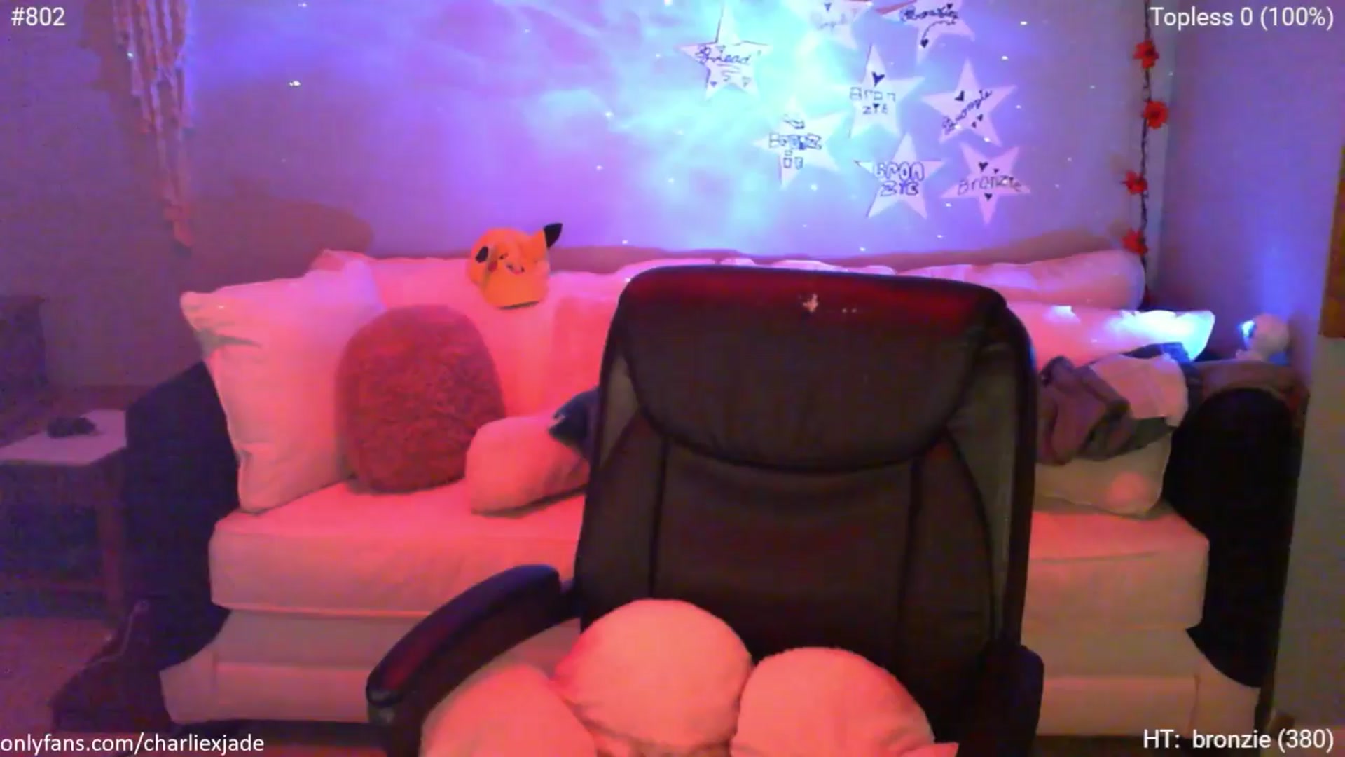 Gallery image thumbnail from Charliexjade's myfreecams stream on, 04/14/2024, 05:36 image 12 of 20
