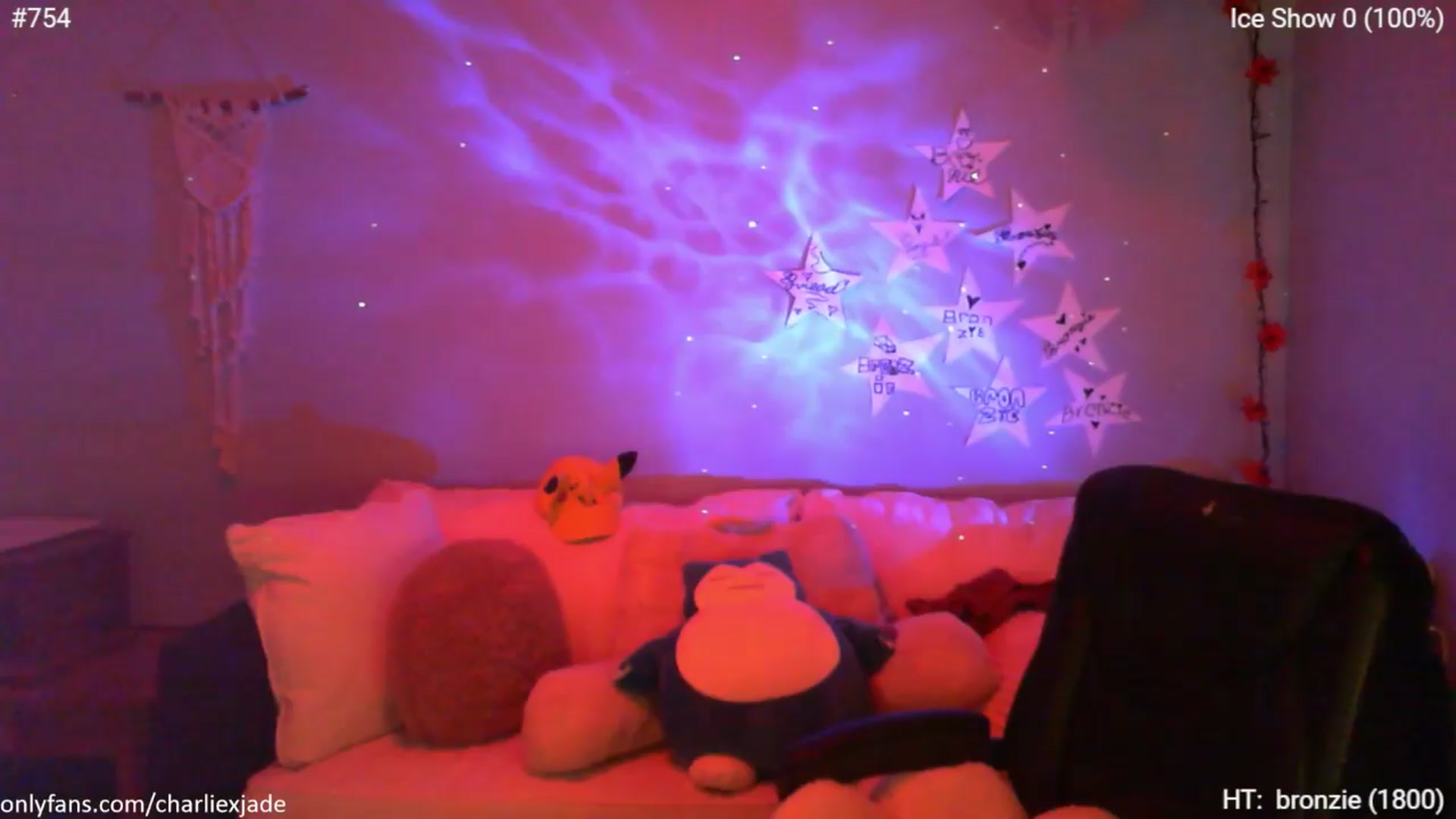 Gallery image thumbnail from Charliexjade's myfreecams stream on, 04/15/2024, 01:21 image 18 of 20