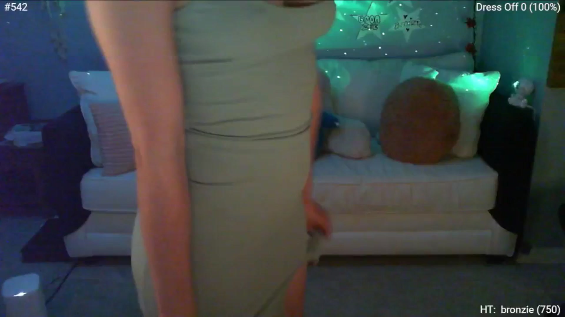 Gallery image thumbnail from Charliexjade's myfreecams stream on, 05/27/2024, 05:09 image 16 of 20