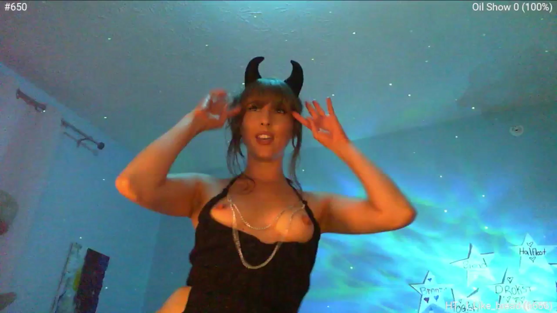 Gallery image thumbnail from Charliexjade's myfreecams stream on, 07/18/2024, 06:54 image 17 of 20