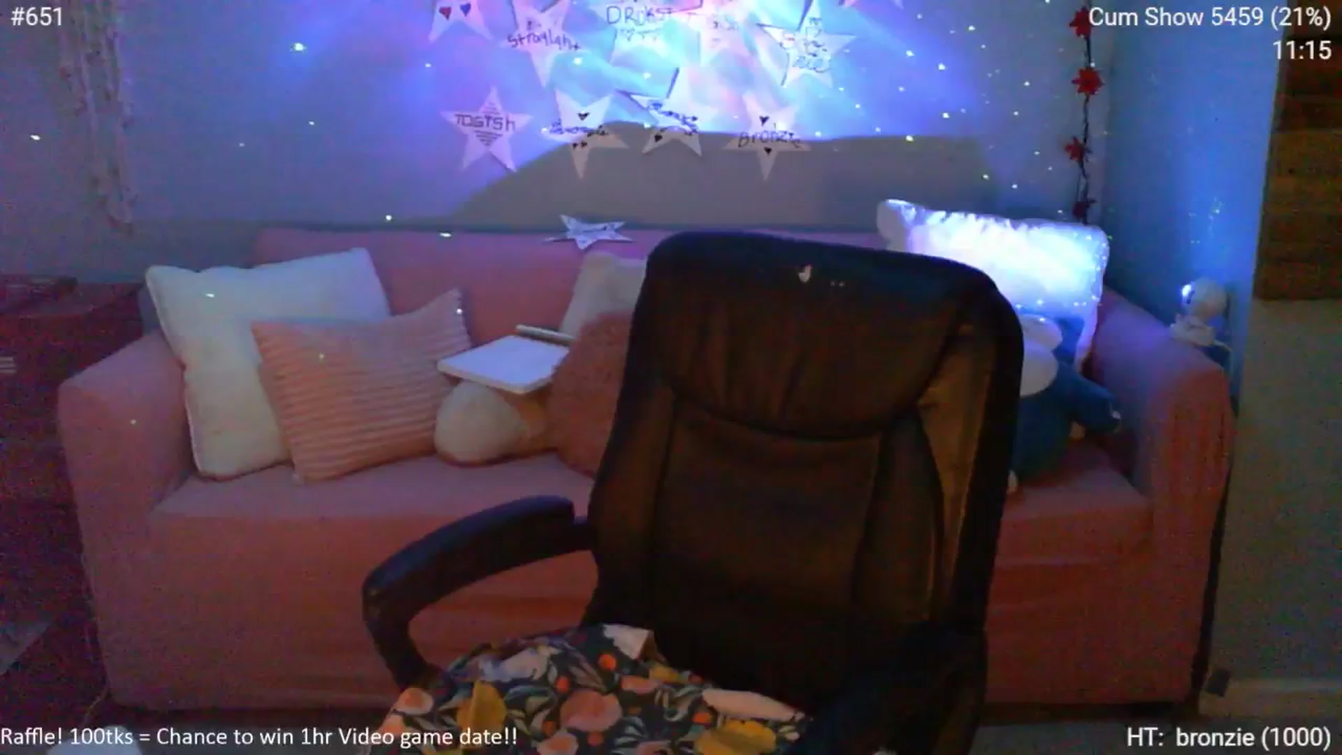 Gallery image thumbnail from Charliexjade's myfreecams stream on, 07/20/2024, 05:18 image 15 of 20