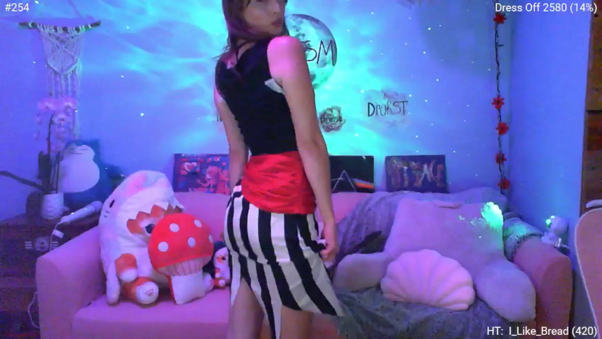 Gallery image thumbnail from Charliexjade's myfreecams stream on, 09/23/2024, 04:09 image 6 of 20