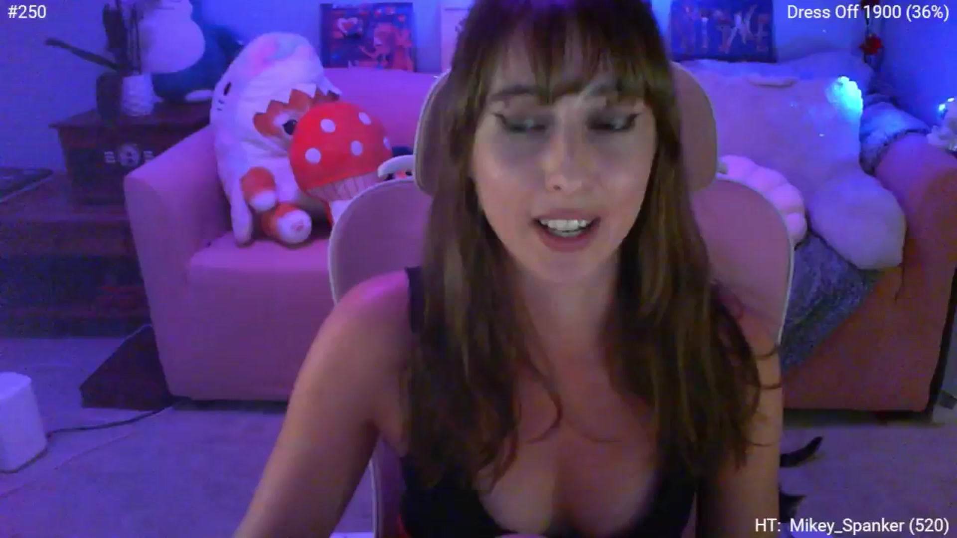 Gallery image thumbnail from Charliexjade's myfreecams stream on, 09/23/2024, 05:19 image 12 of 20
