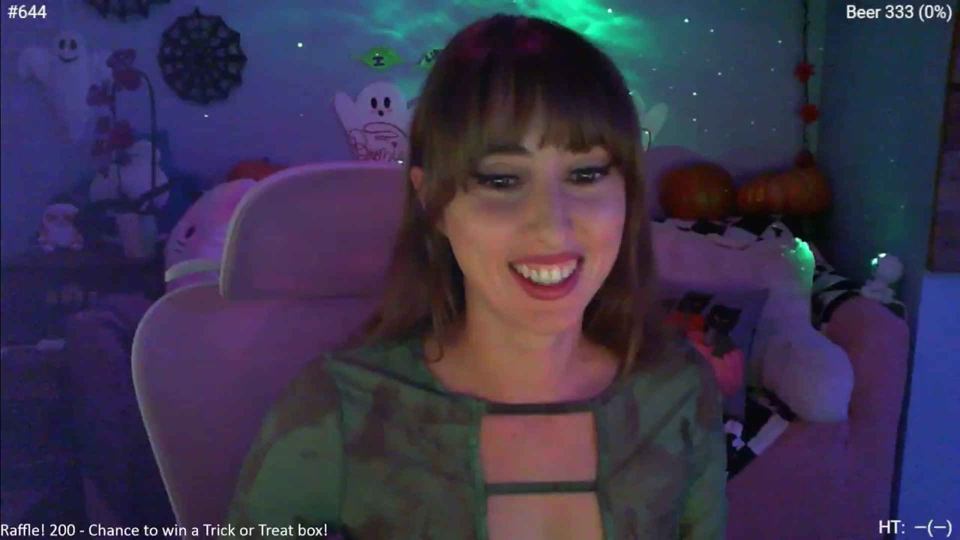 Gallery image thumbnail from Charliexjade's myfreecams stream on, 10/14/2024, 05:38 image 1 of 20