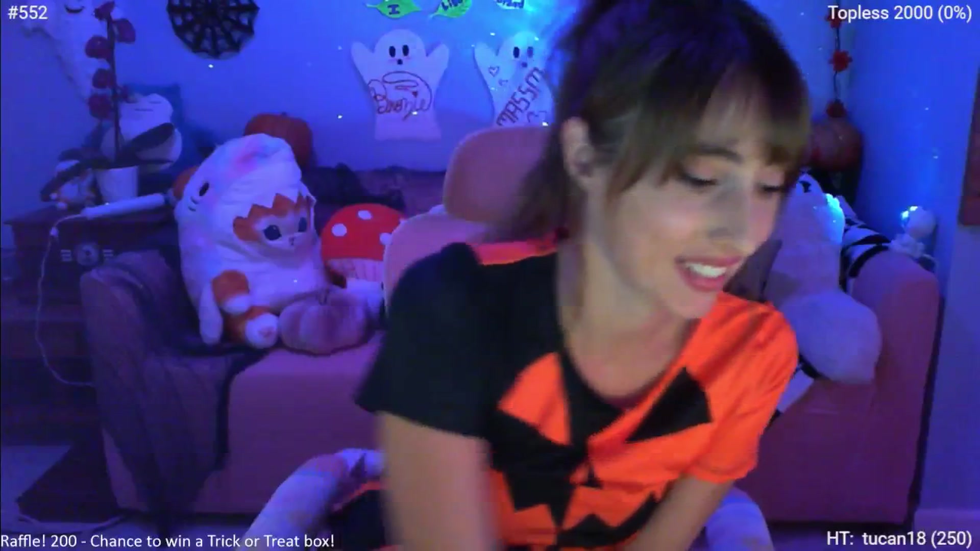 Gallery image thumbnail from Charliexjade's myfreecams stream on, 10/17/2024, 03:39 image 10 of 20