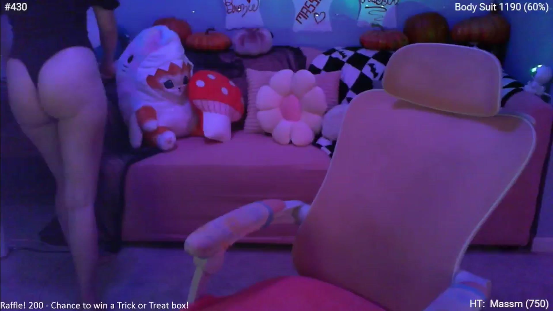 Gallery image thumbnail from Charliexjade's myfreecams stream on, 10/28/2024, 05:13 image 9 of 20