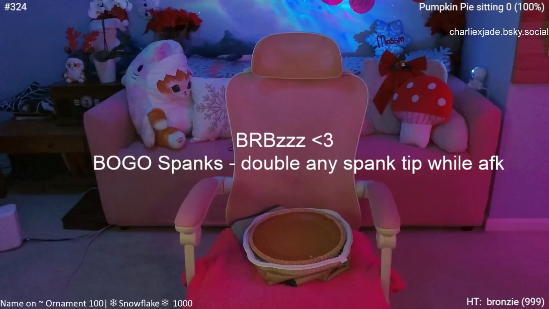 Gallery image thumbnail from Charliexjade's myfreecams stream on, 11/28/2024, 07:09 image 17 of 20