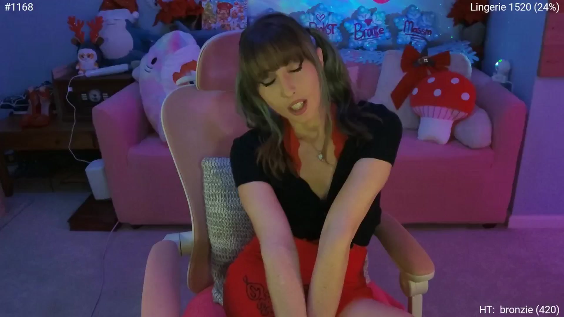 Gallery image thumbnail from Charliexjade's myfreecams stream on, 12/08/2024, 04:50 image 2 of 20