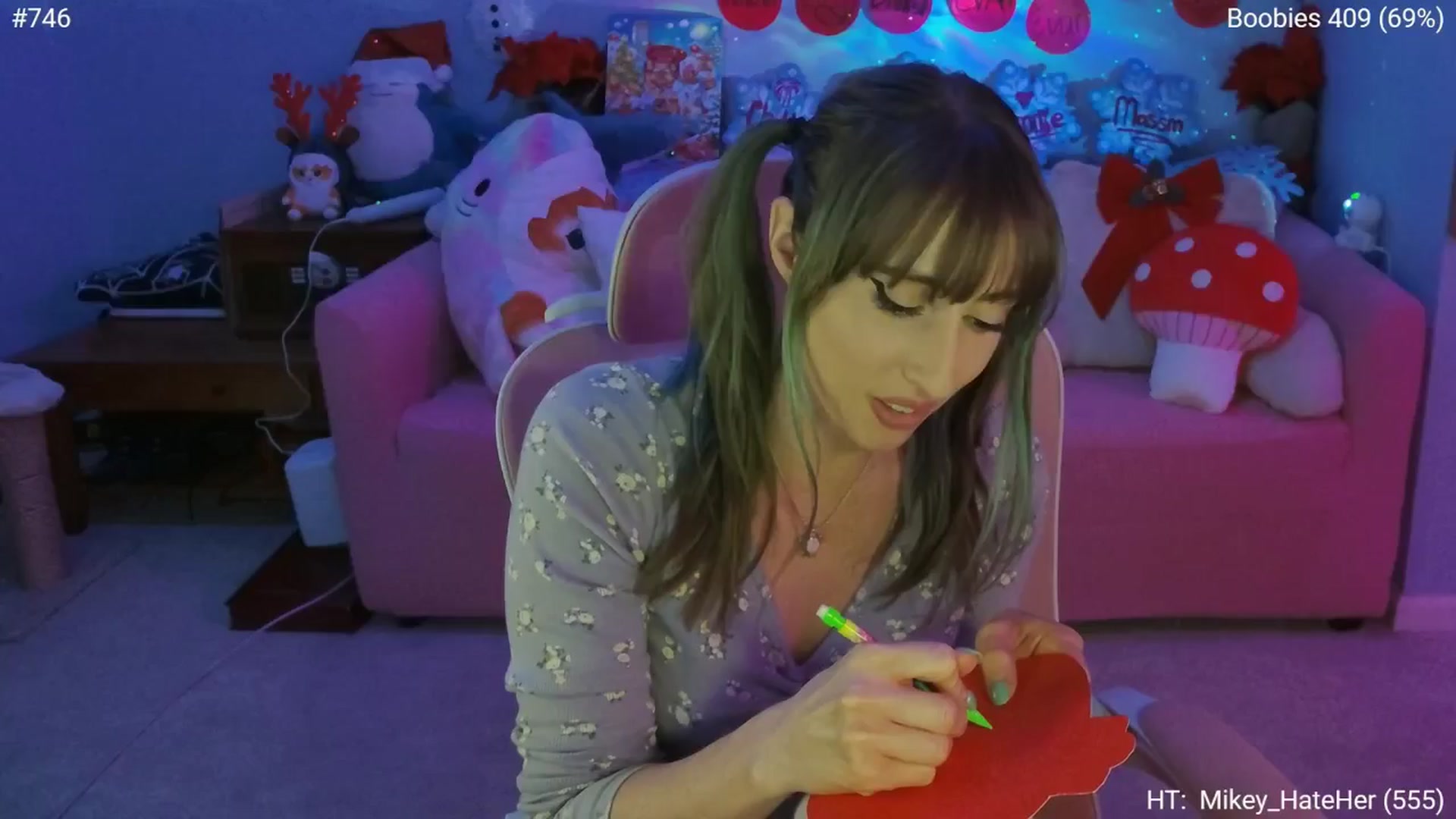 Gallery image thumbnail from Charliexjade's myfreecams stream on, 12/10/2024, 06:16 image 3 of 20