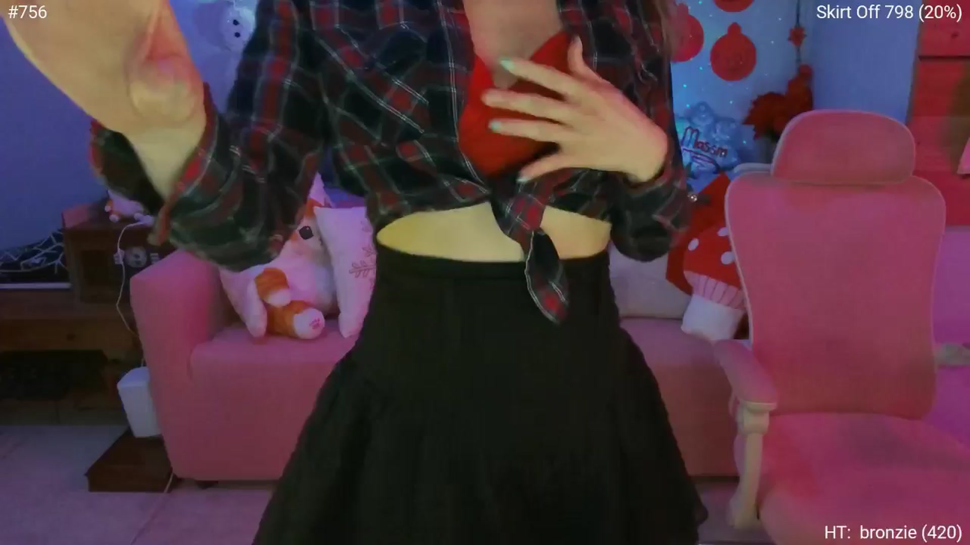 Gallery image thumbnail from Charliexjade's myfreecams stream on, 12/16/2024, 03:44 image 6 of 20