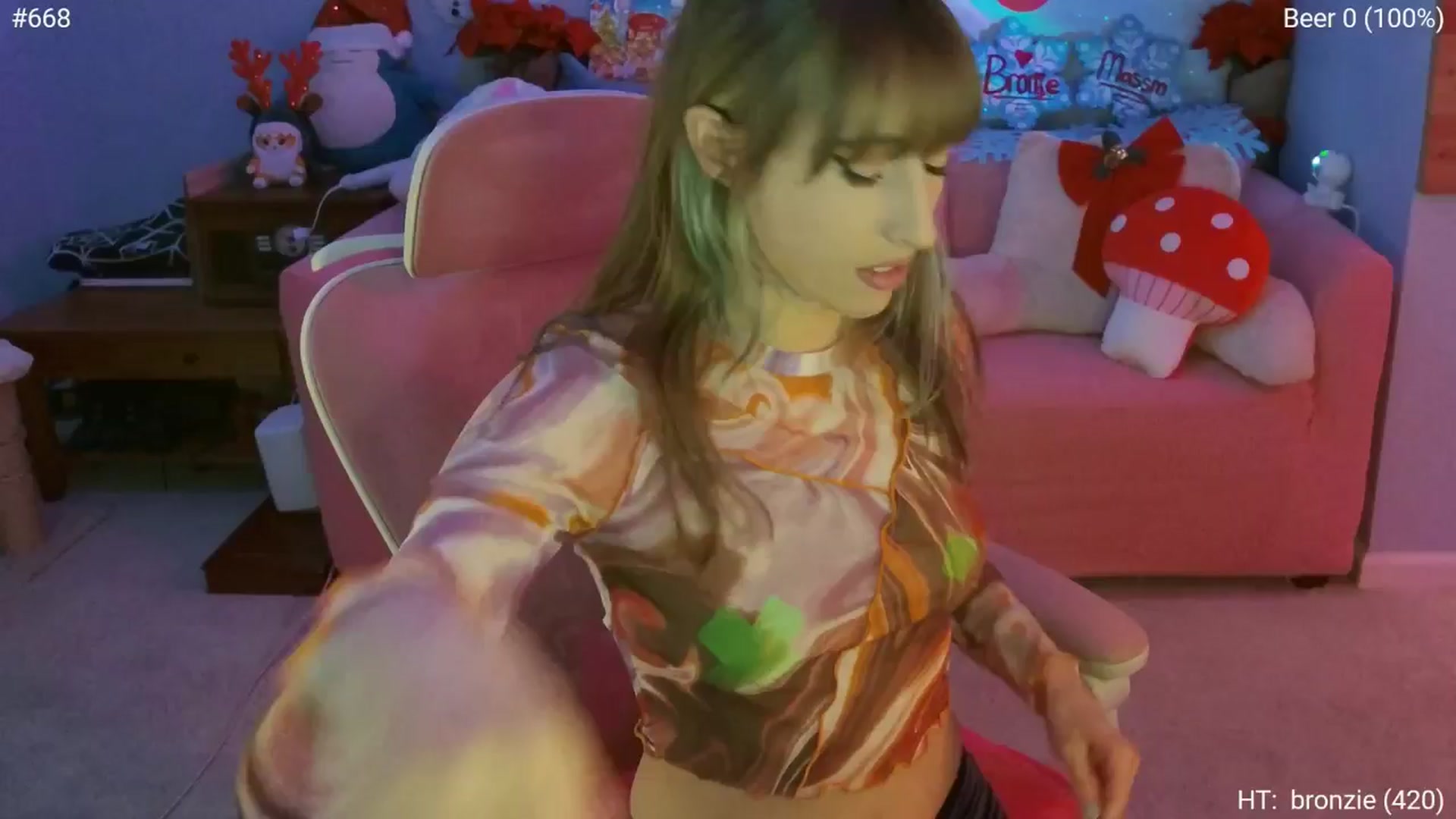 Gallery image thumbnail from Charliexjade's myfreecams stream on, 12/17/2024, 05:56 image 3 of 20