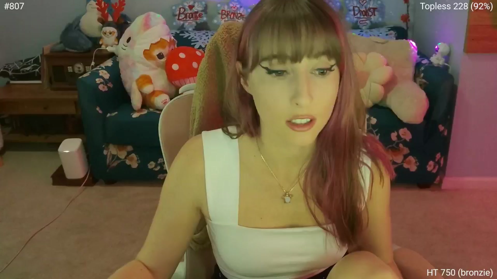 Gallery image thumbnail from Charliexjade's myfreecams stream on, 01/09/2025, 08:07 image 10 of 20