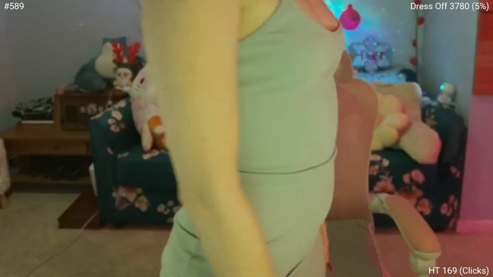 Gallery image thumbnail from Charliexjade's myfreecams stream on, 01/13/2025, 07:15 image 6 of 20