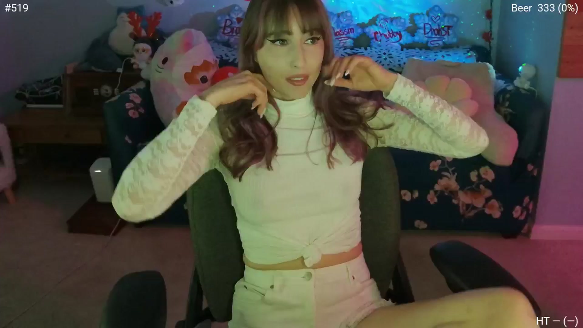 Gallery image thumbnail from Charliexjade's myfreecams stream on, 01/19/2025, 04:15 image 3 of 20