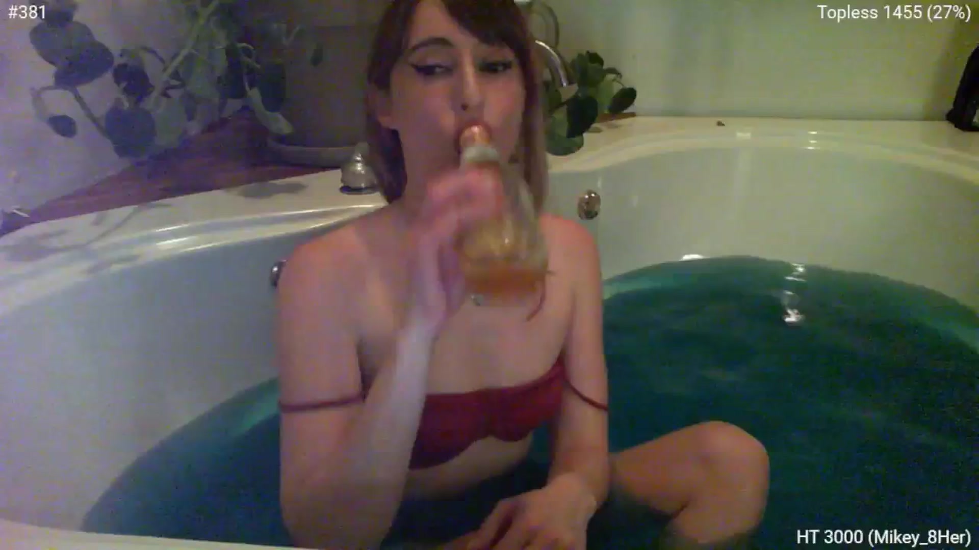 Gallery image thumbnail from Charliexjade's myfreecams stream on, 02/27/2025, 07:09 image 9 of 20