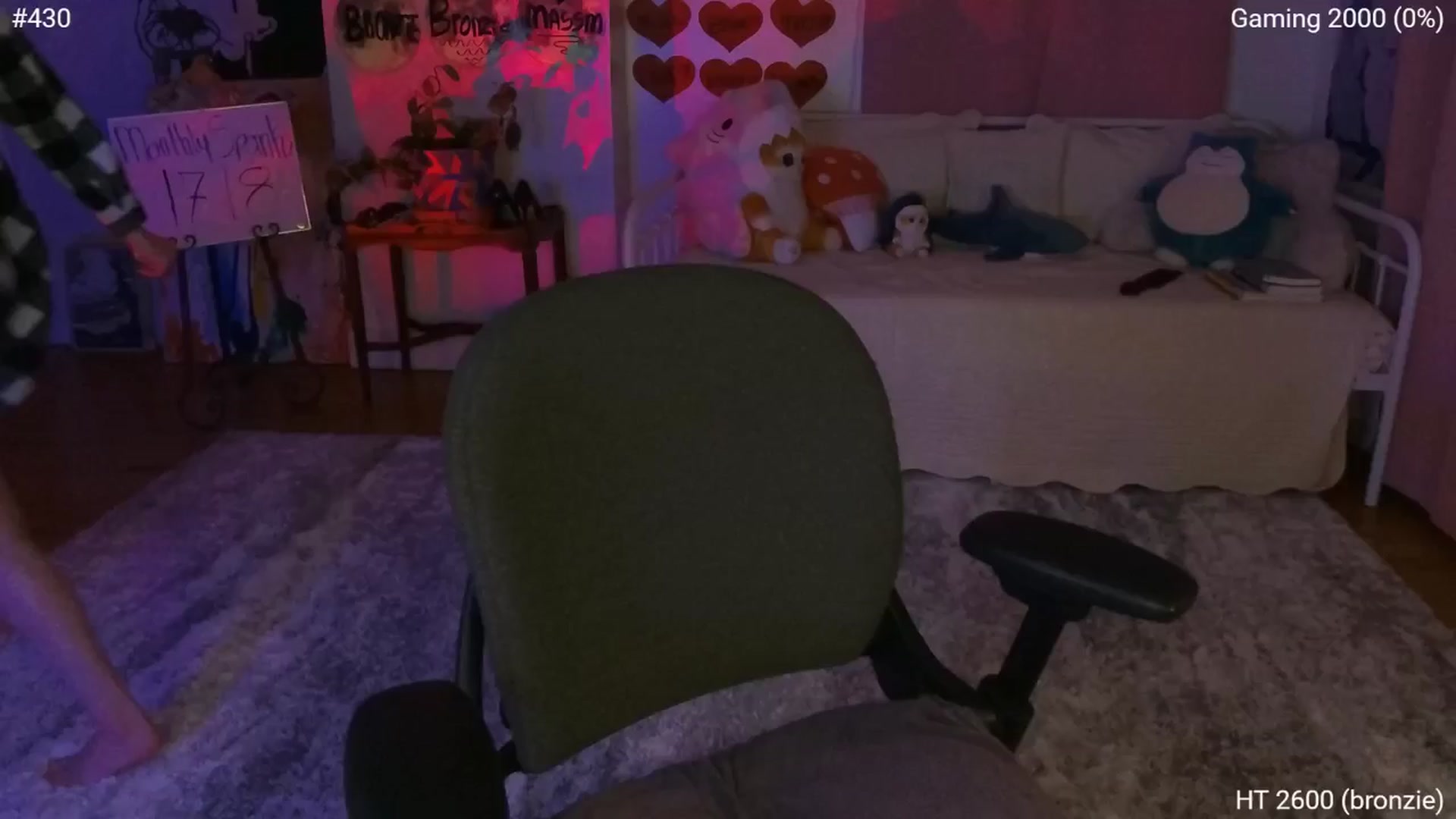 Gallery image thumbnail from Charliexjade's myfreecams stream on, 04/19/2025, 05:57 image 17 of 20