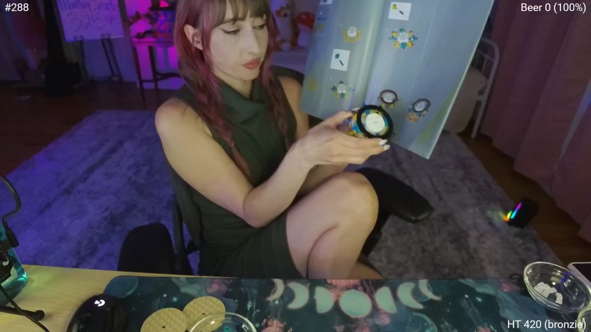 Gallery image thumbnail from Charliexjade's myfreecams stream on, 04/28/2025, 04:43 image 14 of 20