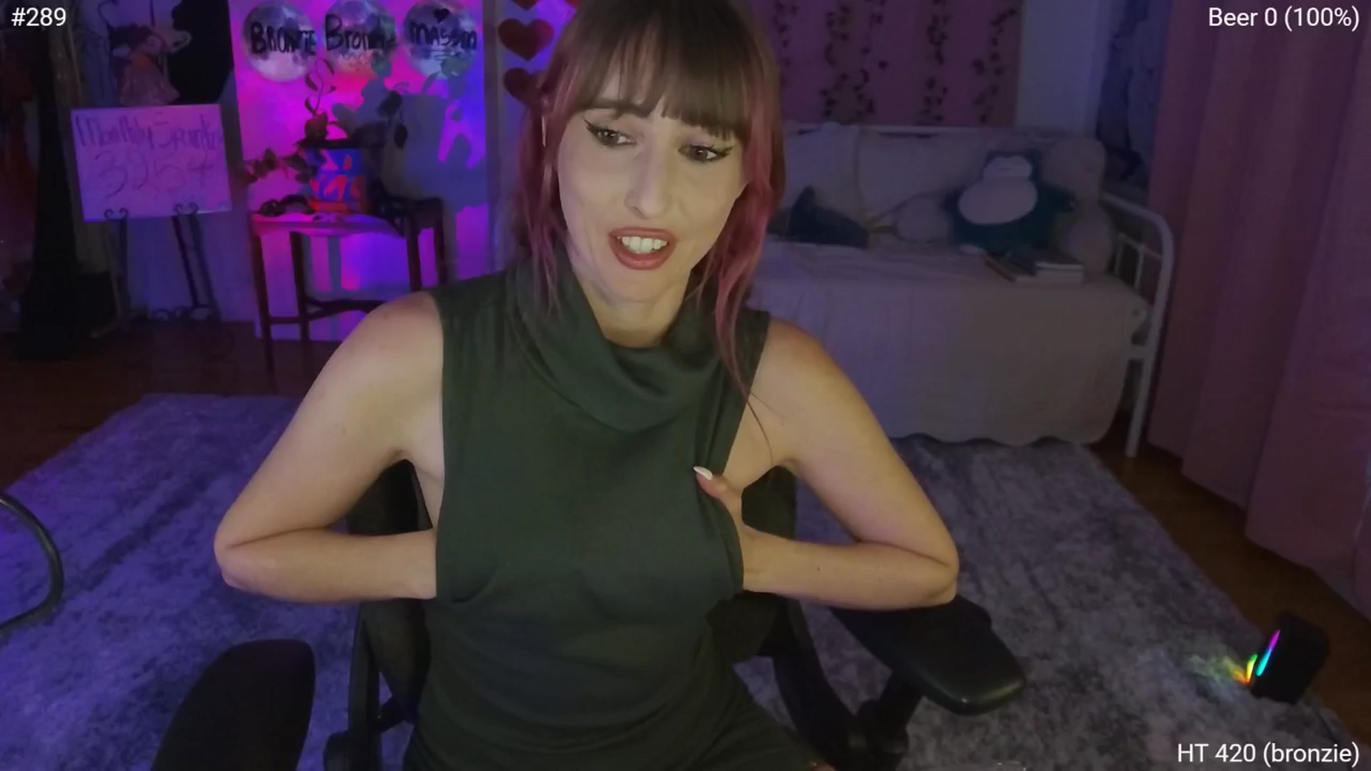 Gallery image thumbnail from Charliexjade's myfreecams stream on, 04/28/2025, 04:43 image 7 of 20