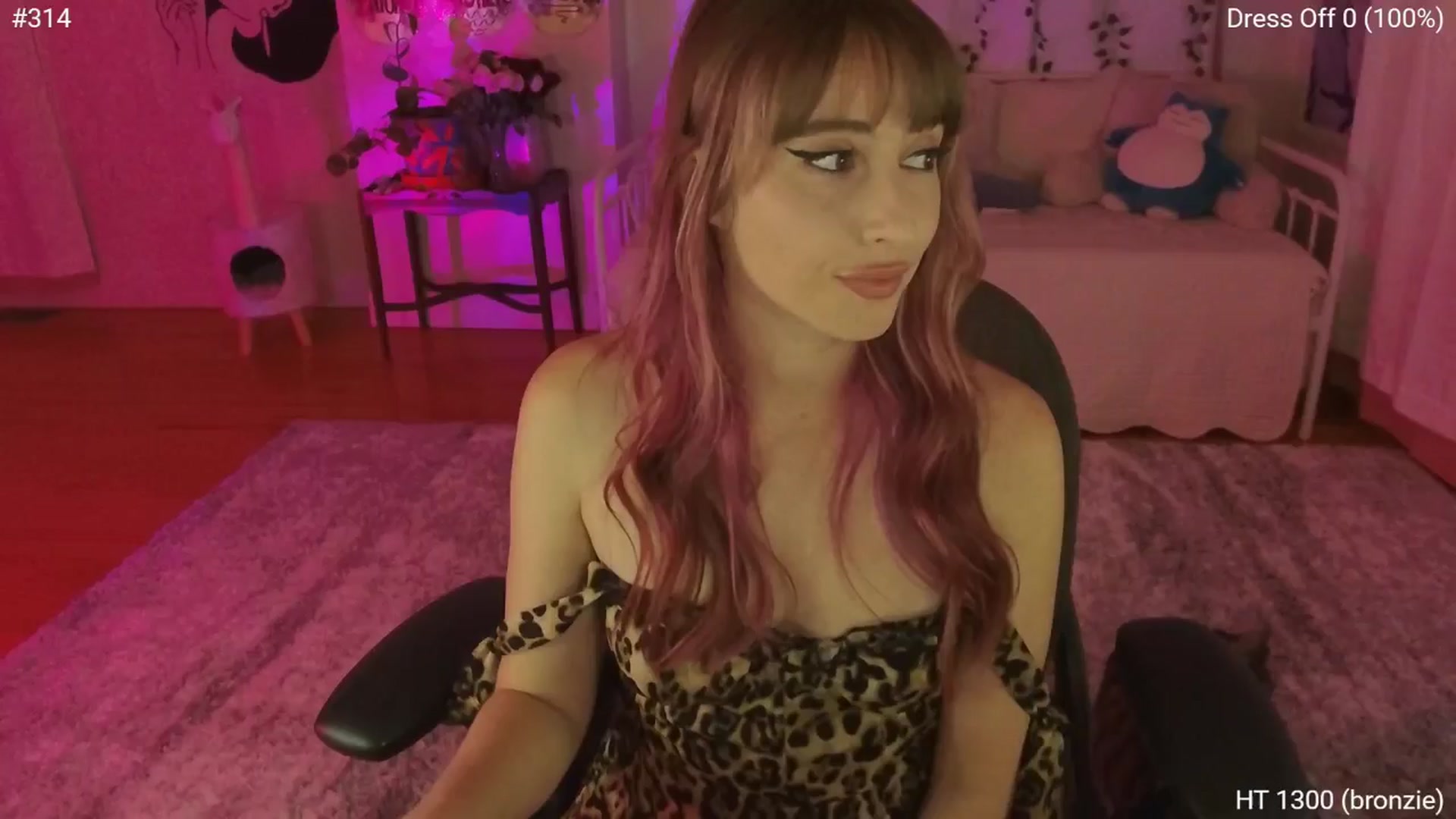 Gallery image thumbnail from Charliexjade's myfreecams stream on, 05/29/2025, 04:44 image 11 of 20