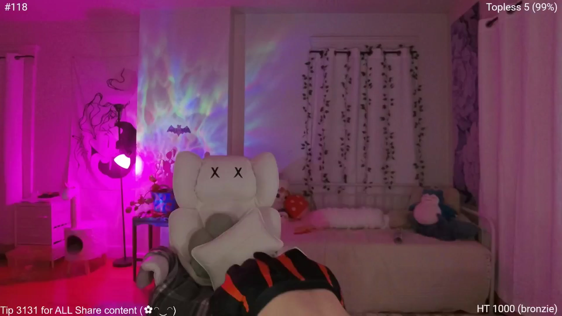 Gallery image thumbnail from Charliexjade's myfreecams stream on, 10/01/2025, 07:20 image 5 of 20